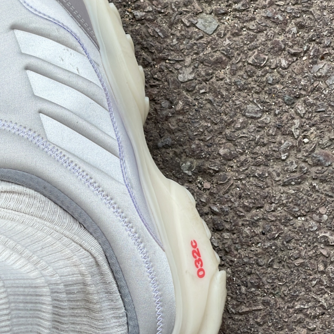 Adidas x 032c GSG Mule Grey 착용 스타일