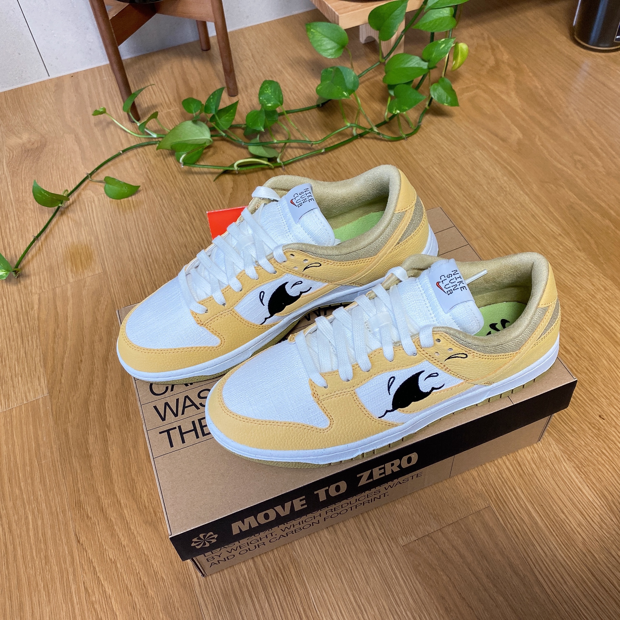 Nike Dunk Low Retro SE Next Nature Nike Sun Club 착용 스타일 - 2