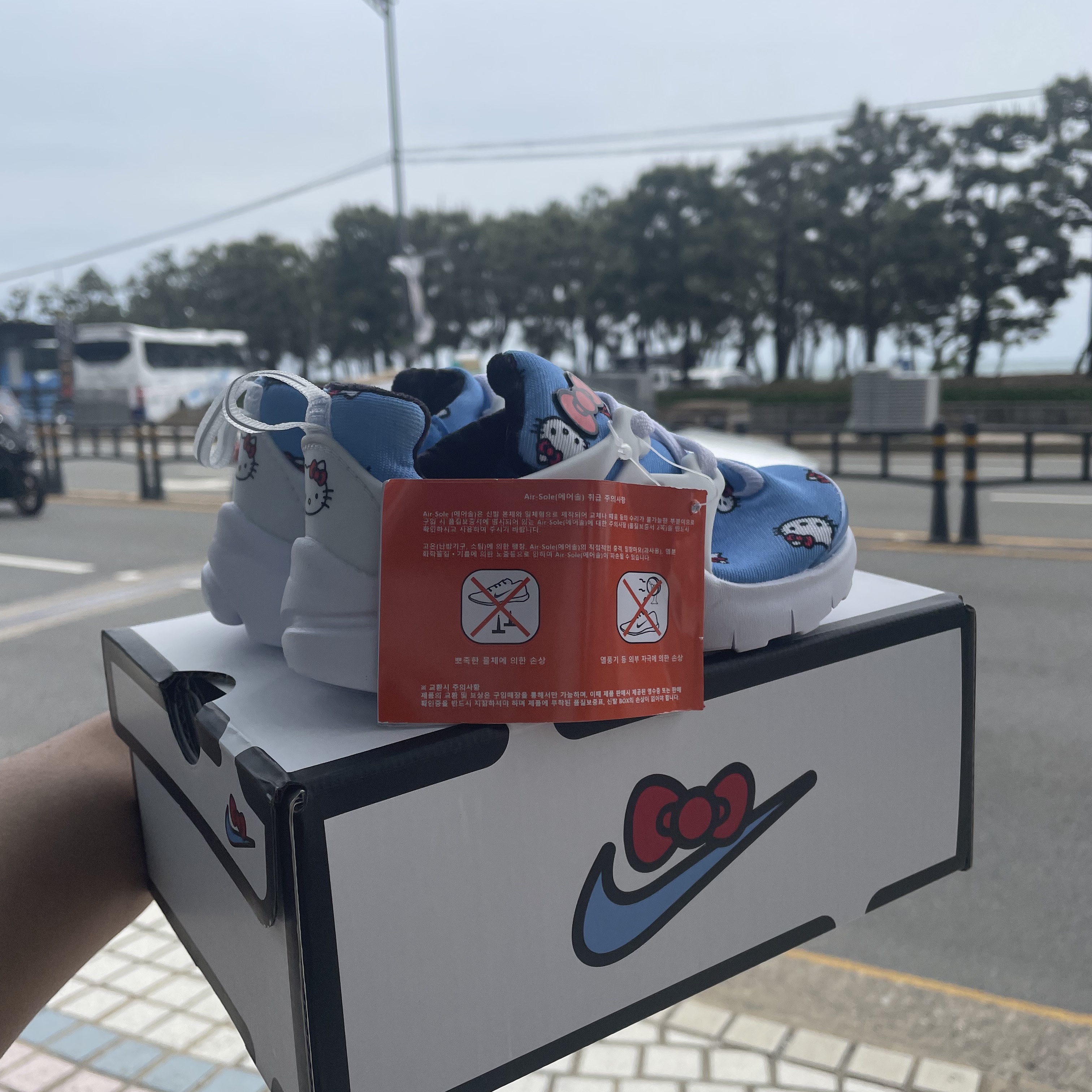 (TD) Nike x Hello Kitty Air Presto University Blue, Nike x Hello Kitty Air Presto University Blue 착용 스타일 - 4
