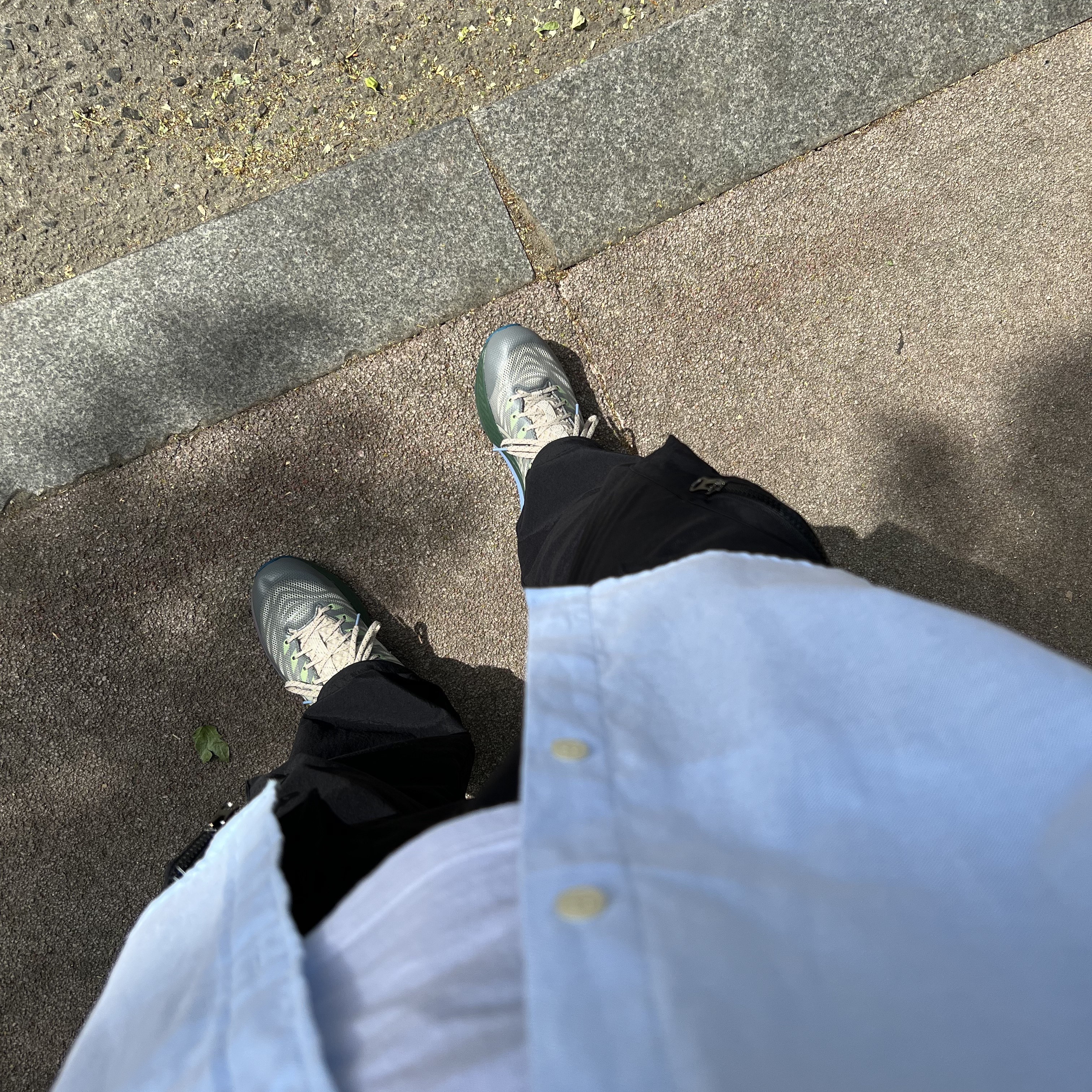 (W) Asics FN3-S Gel-Kayano 28 Gargoyle Fog 착용 스타일 - 4