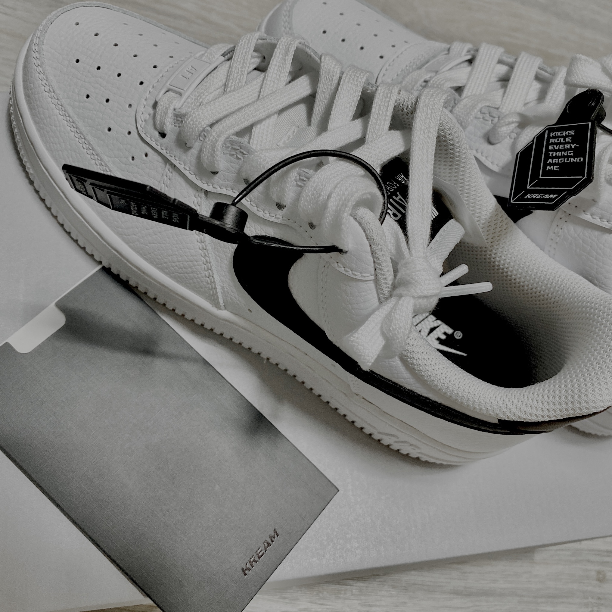 Nike Air Force 1 '07 White Black 착용 스타일