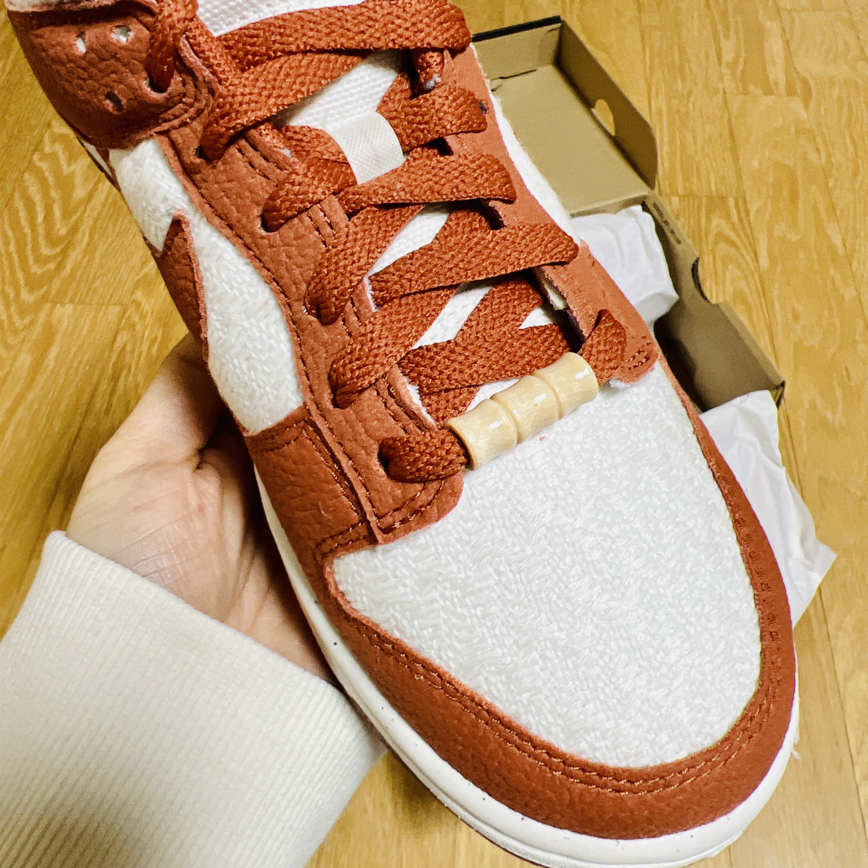 (W) Nike Dunk Low SE Sun Club Burnt Sunrise 착용 스타일 - 4