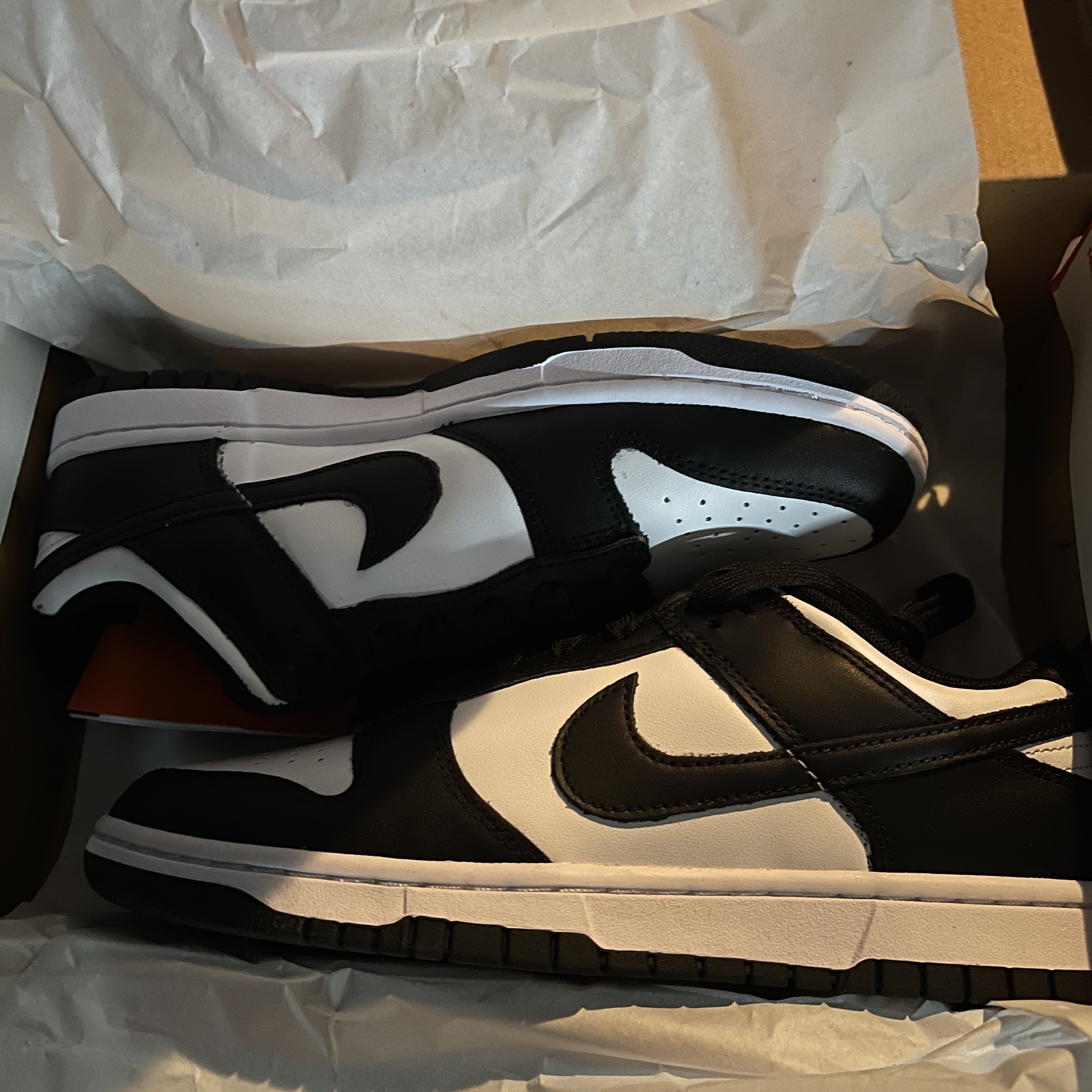 Nike Dunk Low Retro Black 착용 스타일