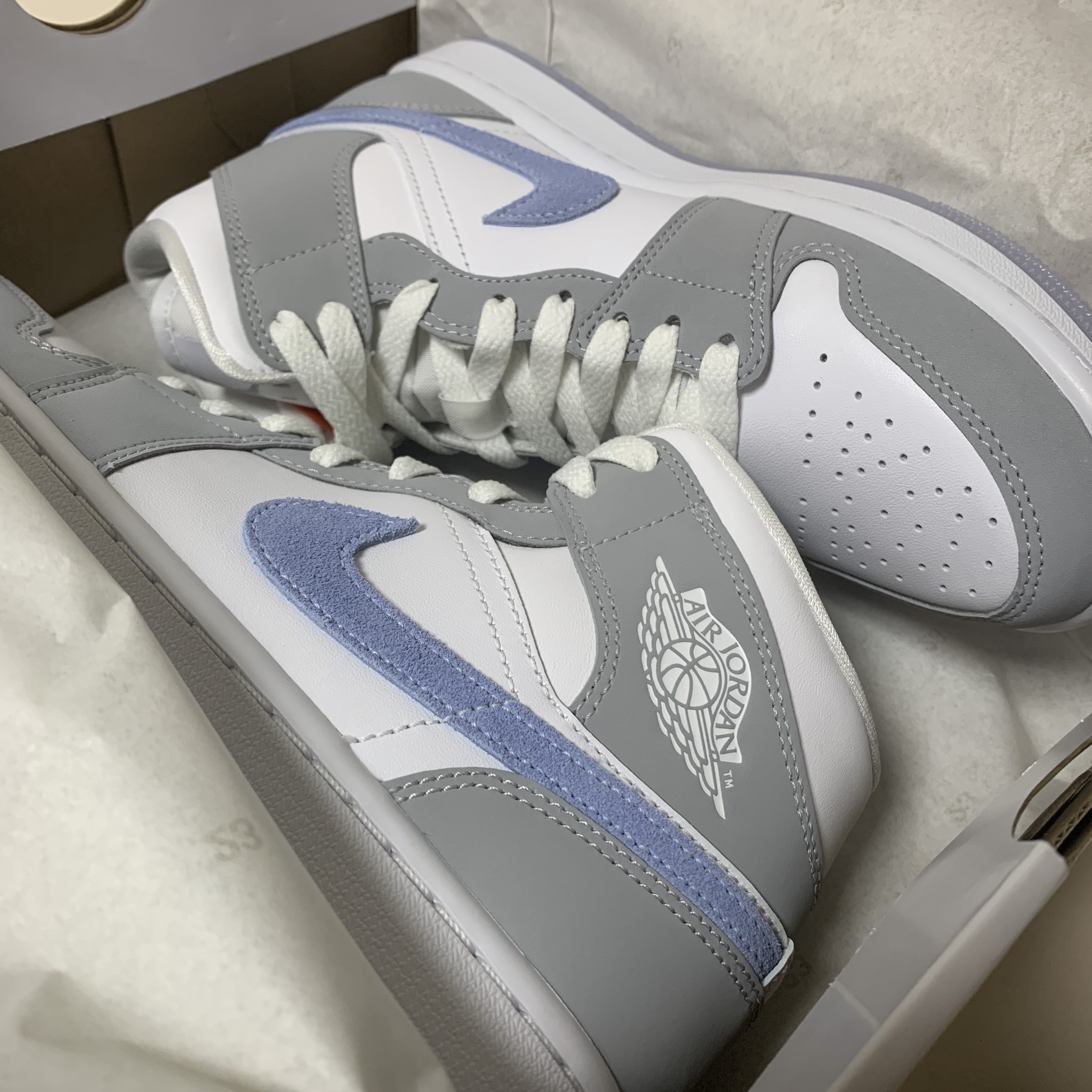 (W) Jordan 1 Mid Wolf Grey 착용 스타일