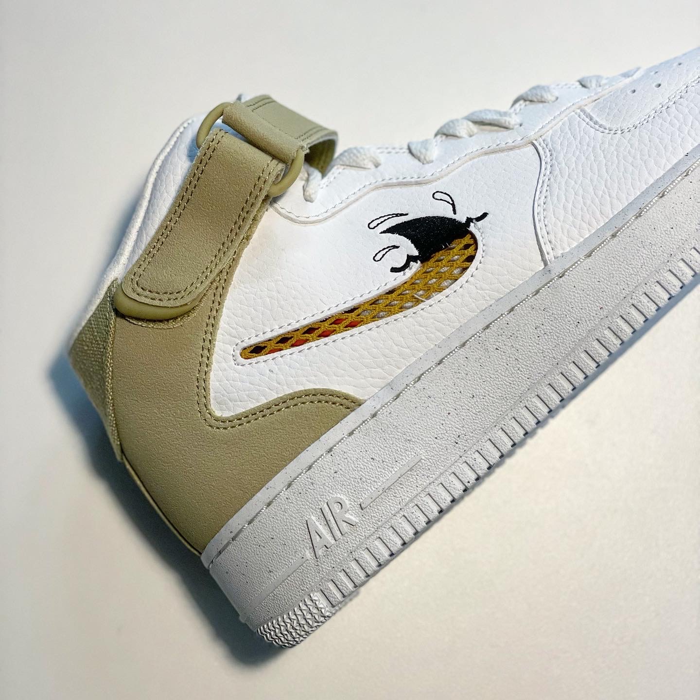 Nike Air Force 1 Mid '07 LV8 Next Nature Sun Club 착용 스타일 - 1