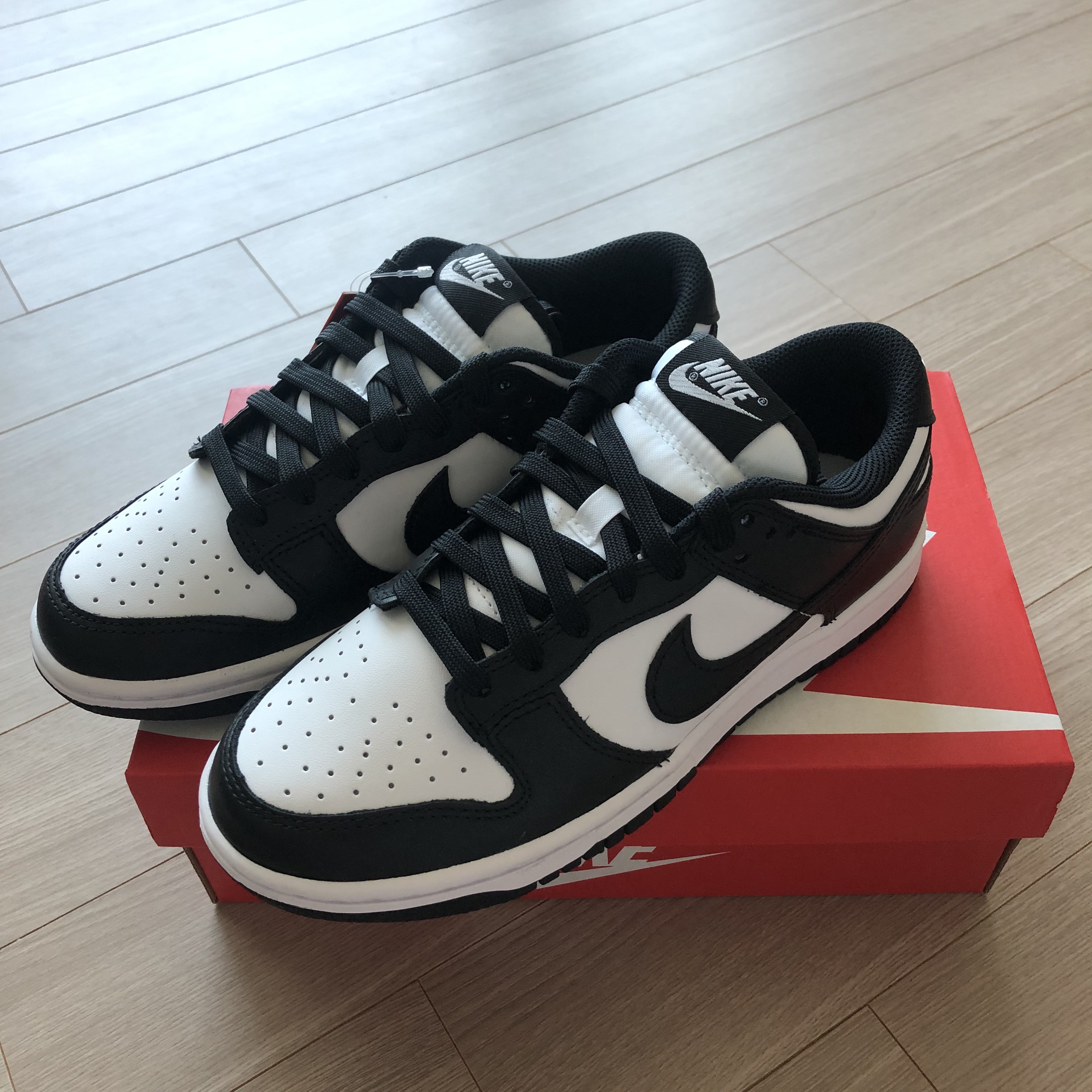 (W) Nike Dunk Low Black 착용 스타일