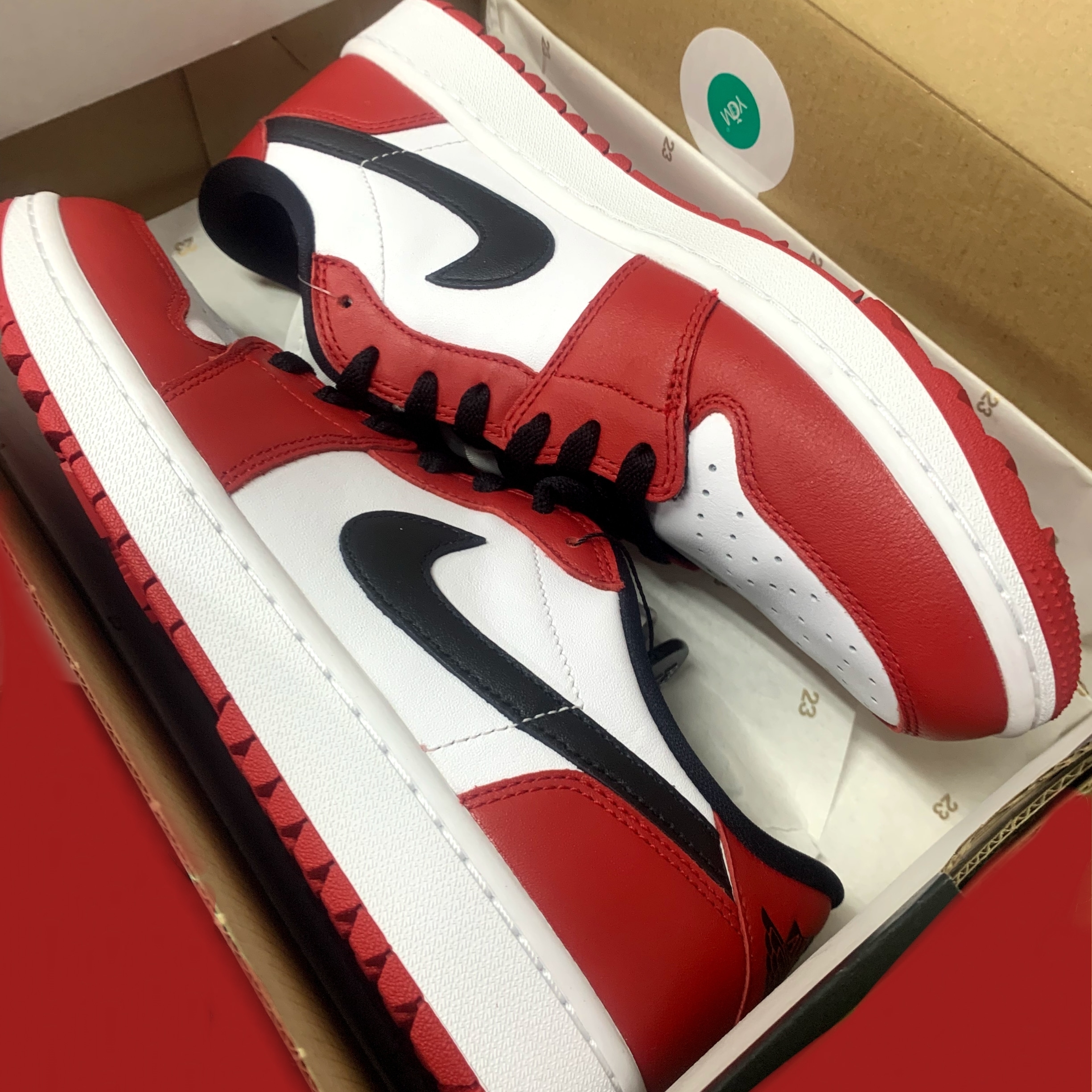 Jordan 1 Low Golf Chicago 착용 스타일