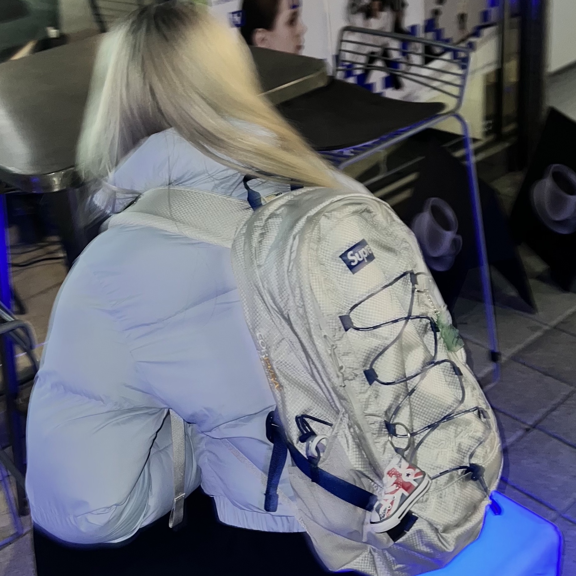 Supreme Backpack Silver - 22SS 착용 스타일 - 1
