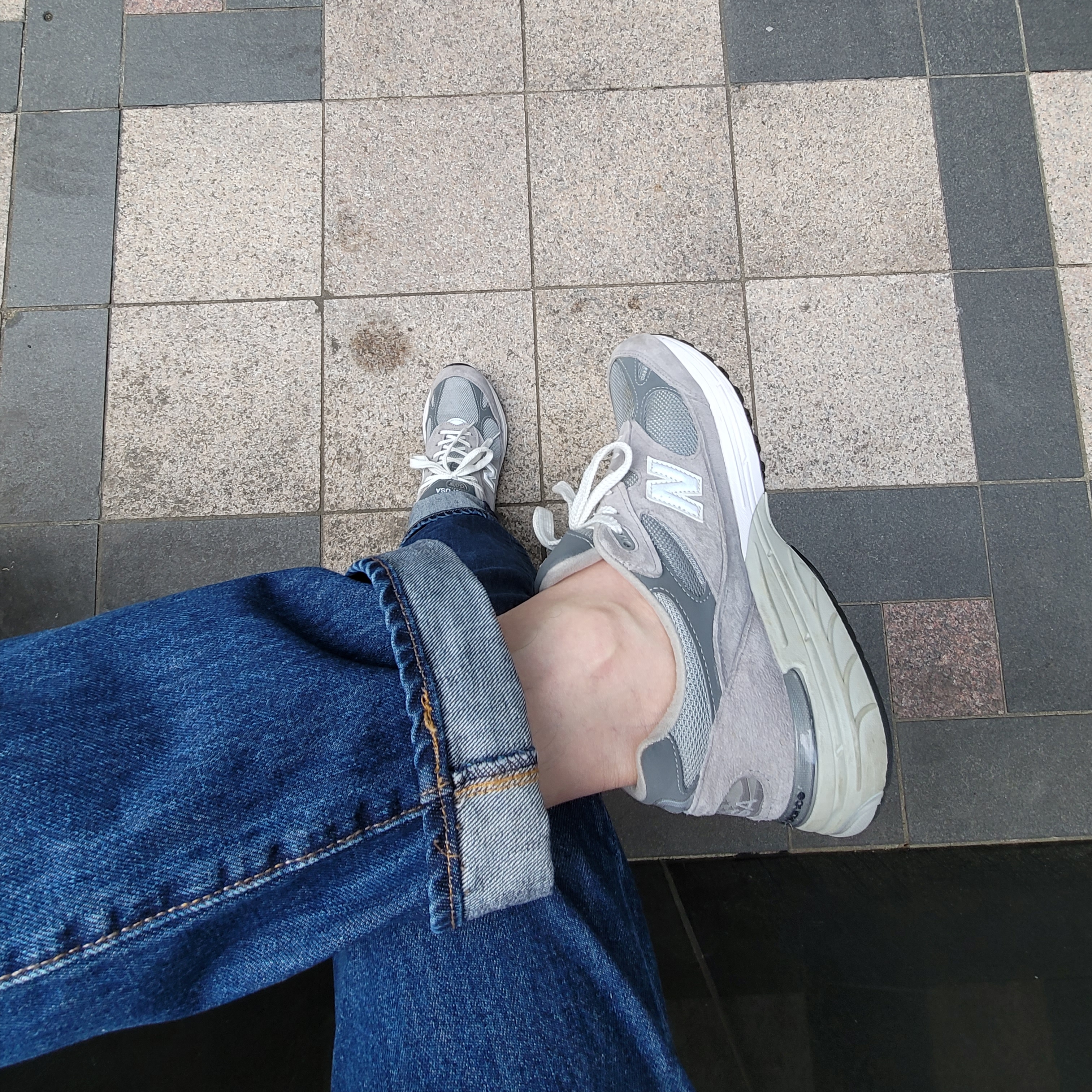 New Balance 993 Made in USA Grey - D Standard 착용 스타일 - 1