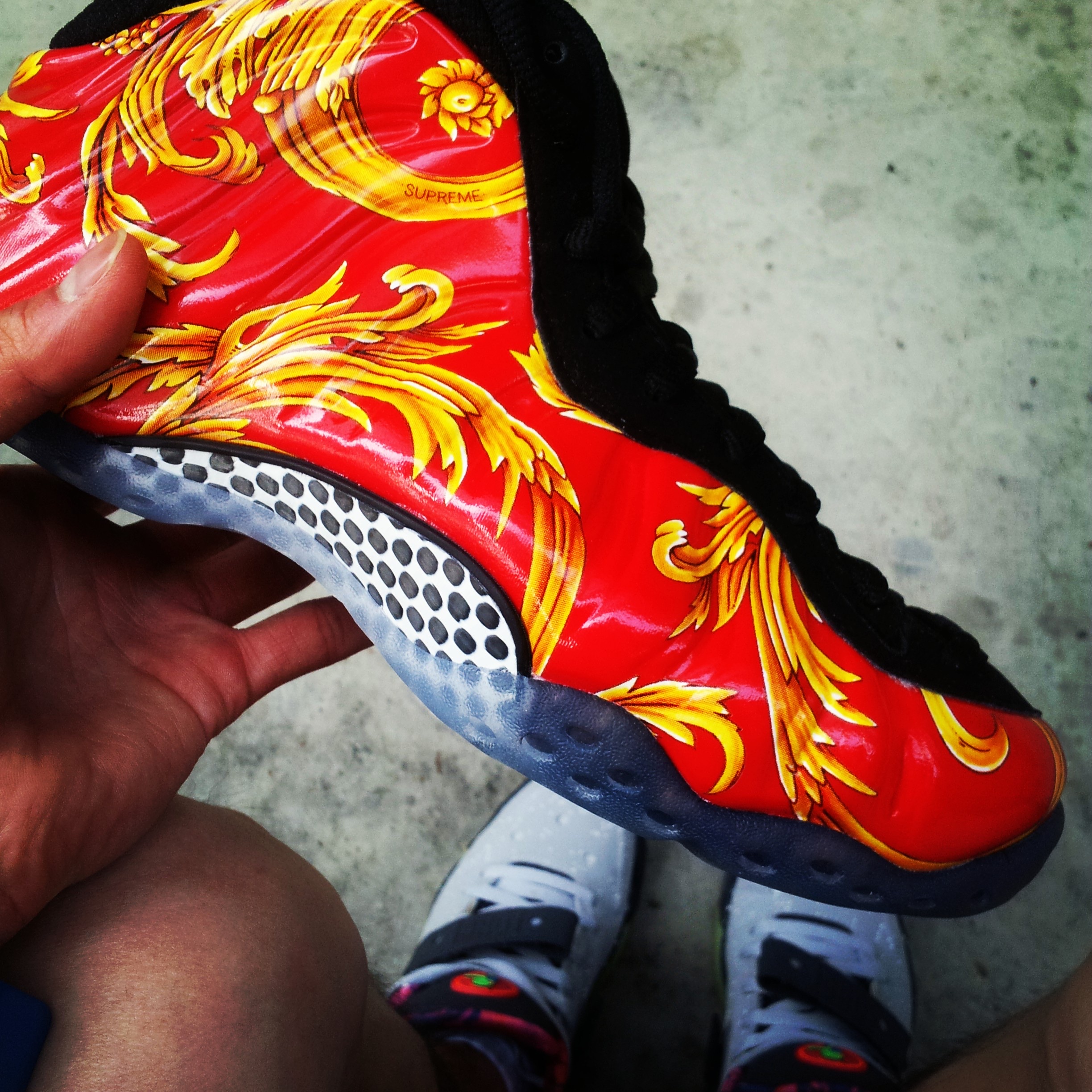 Nike x Supreme Air Foamposite One Red 착용 스타일