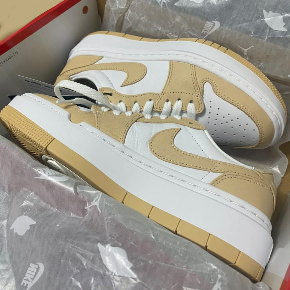 (W) Jordan 1 Elevate Low White Onyx 착용 스타일