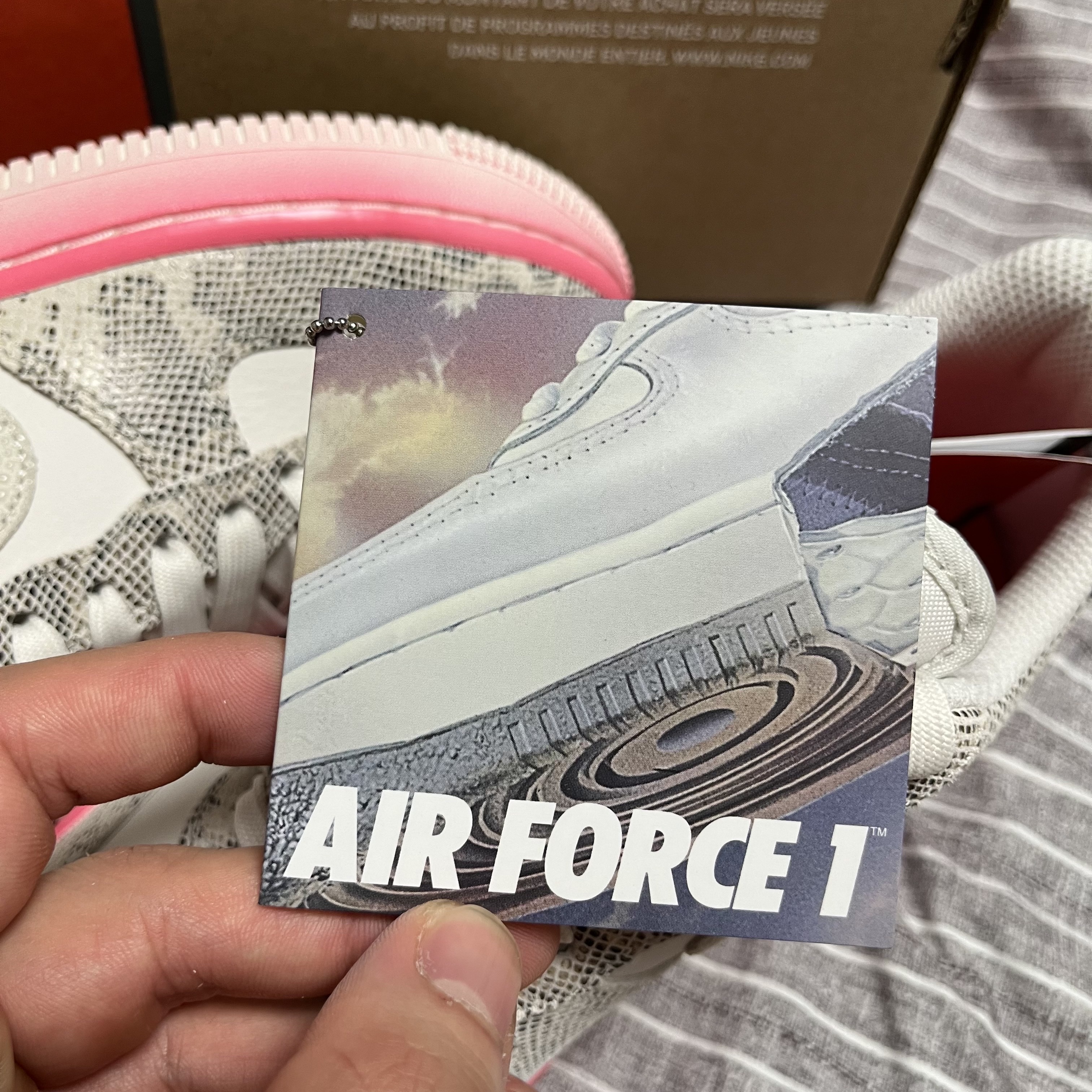 (W) Nike Air Force 1 '07 LX Our Force 1 착용 스타일 - 3