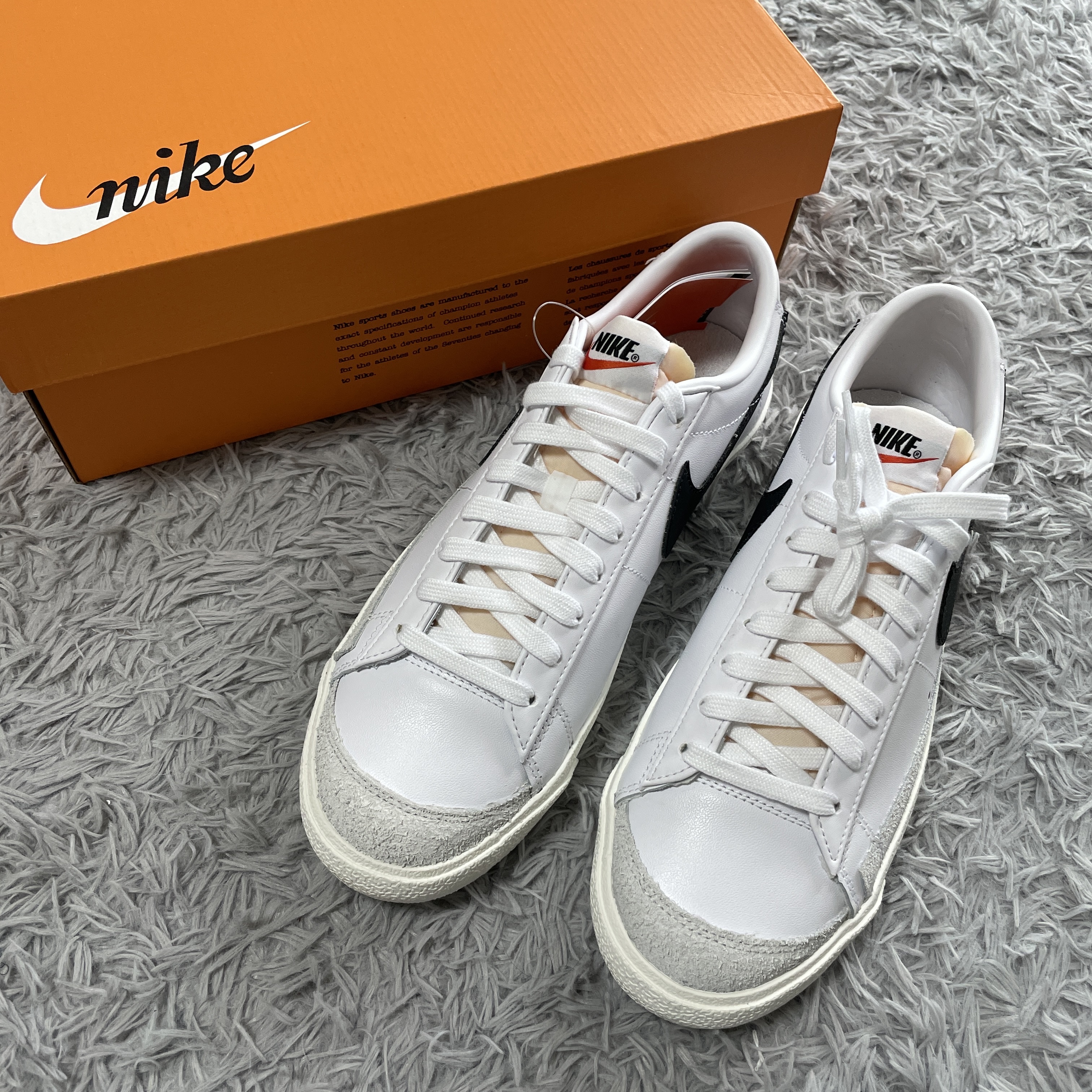 Nike Blazer Low '77 Vintage Black 착용 스타일 - 3