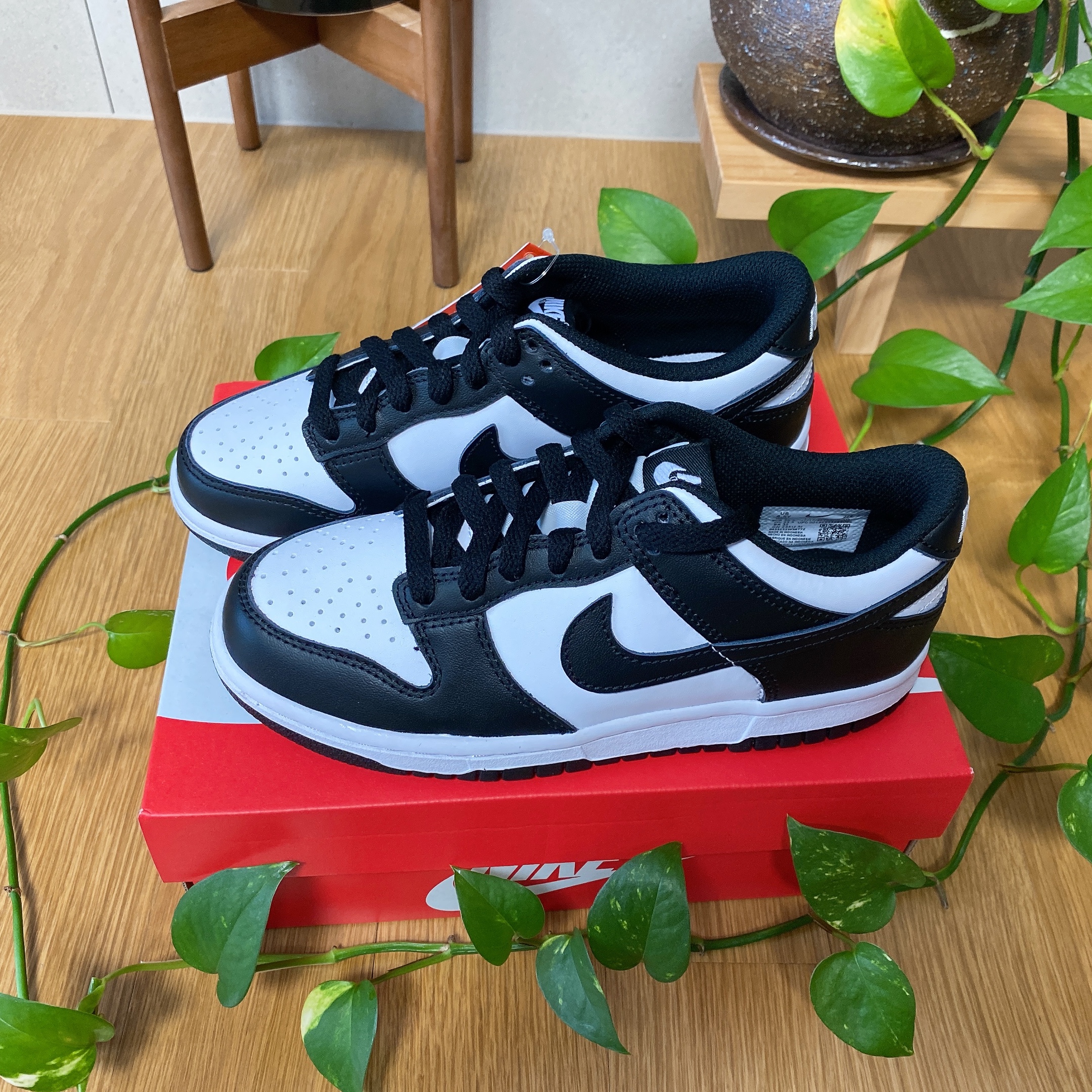 (GS) Nike Dunk Low Black 착용 스타일 - 2