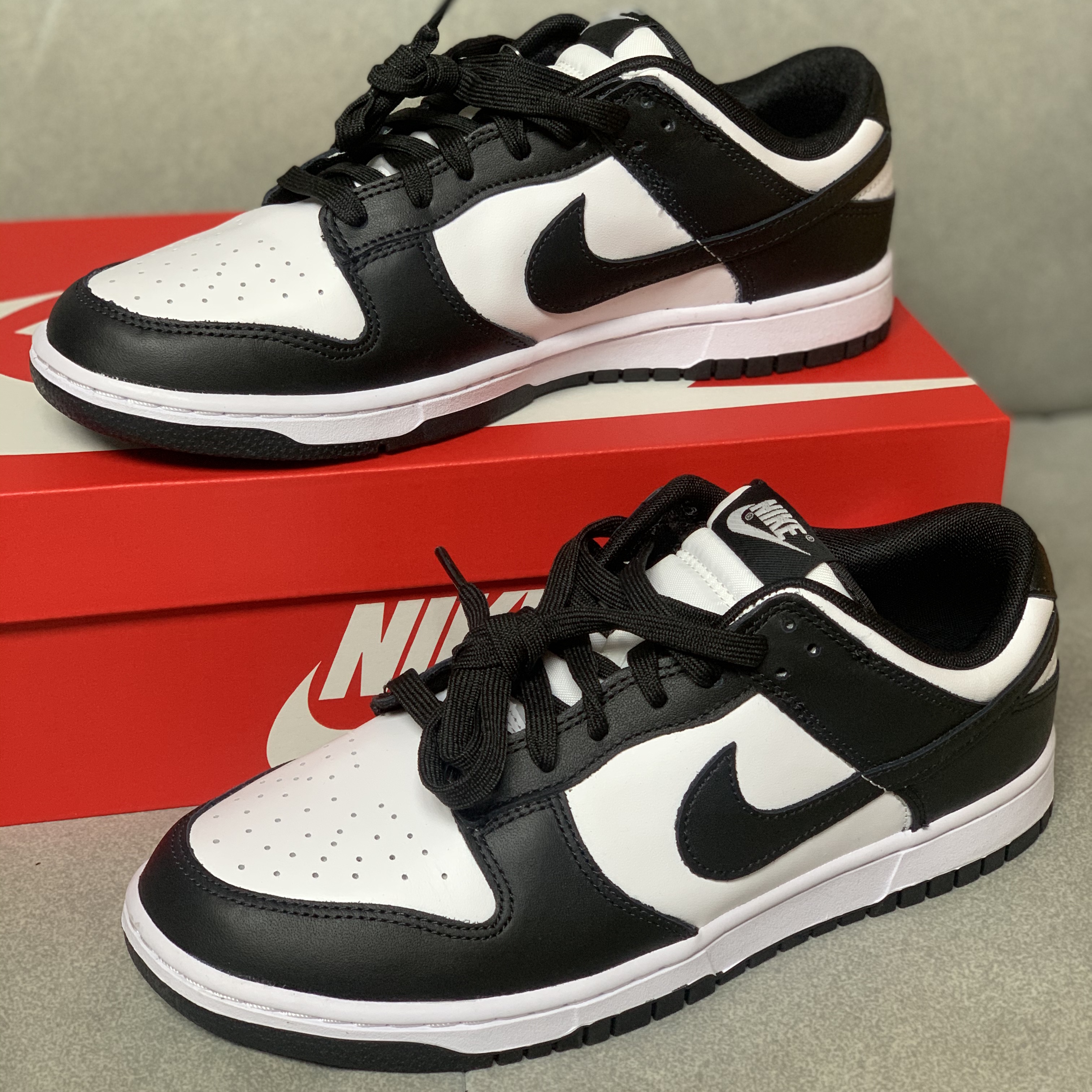 Nike Dunk Low Retro Black 착용 스타일 - 2