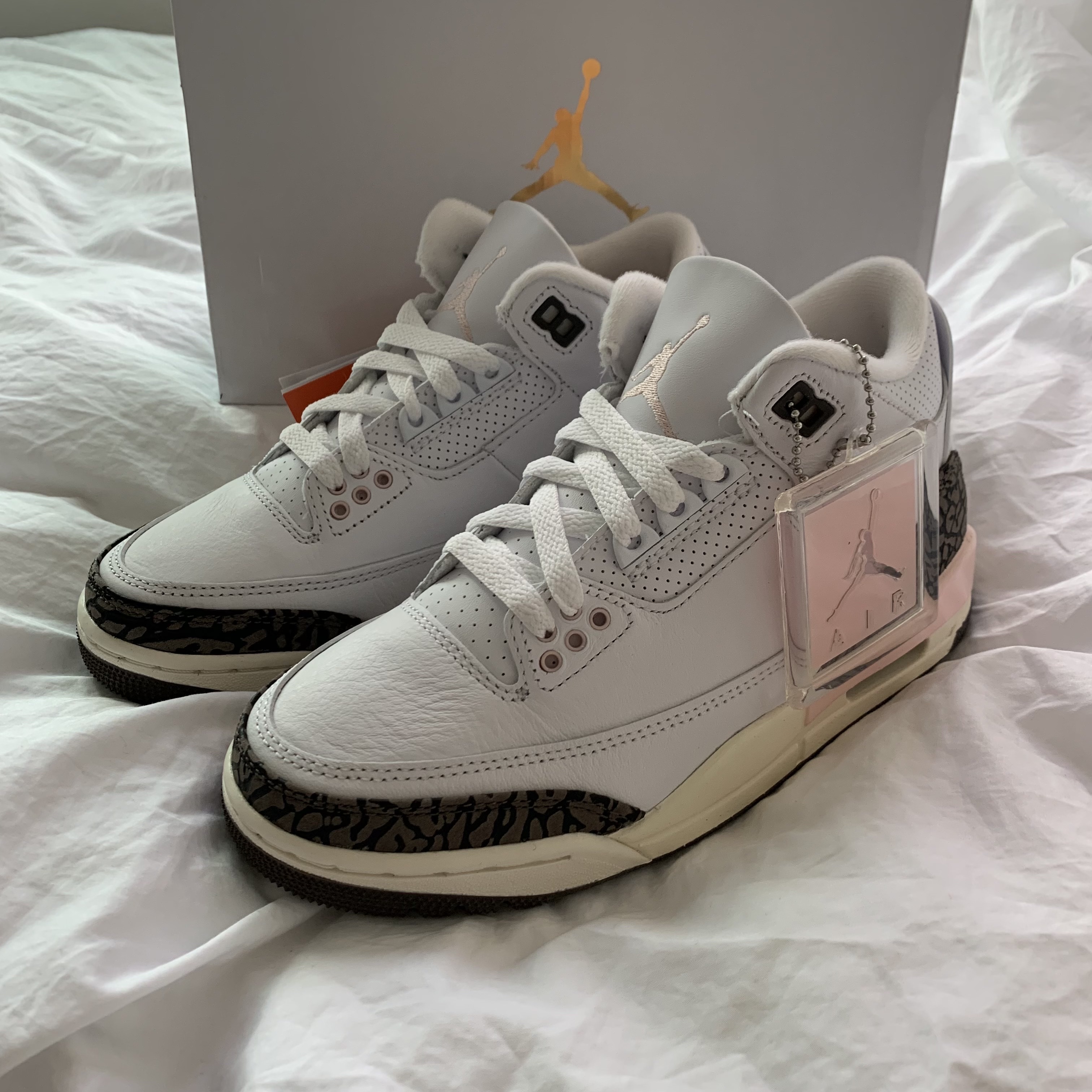 (W) Jordan 3 Retro Dark Mocha 착용 스타일