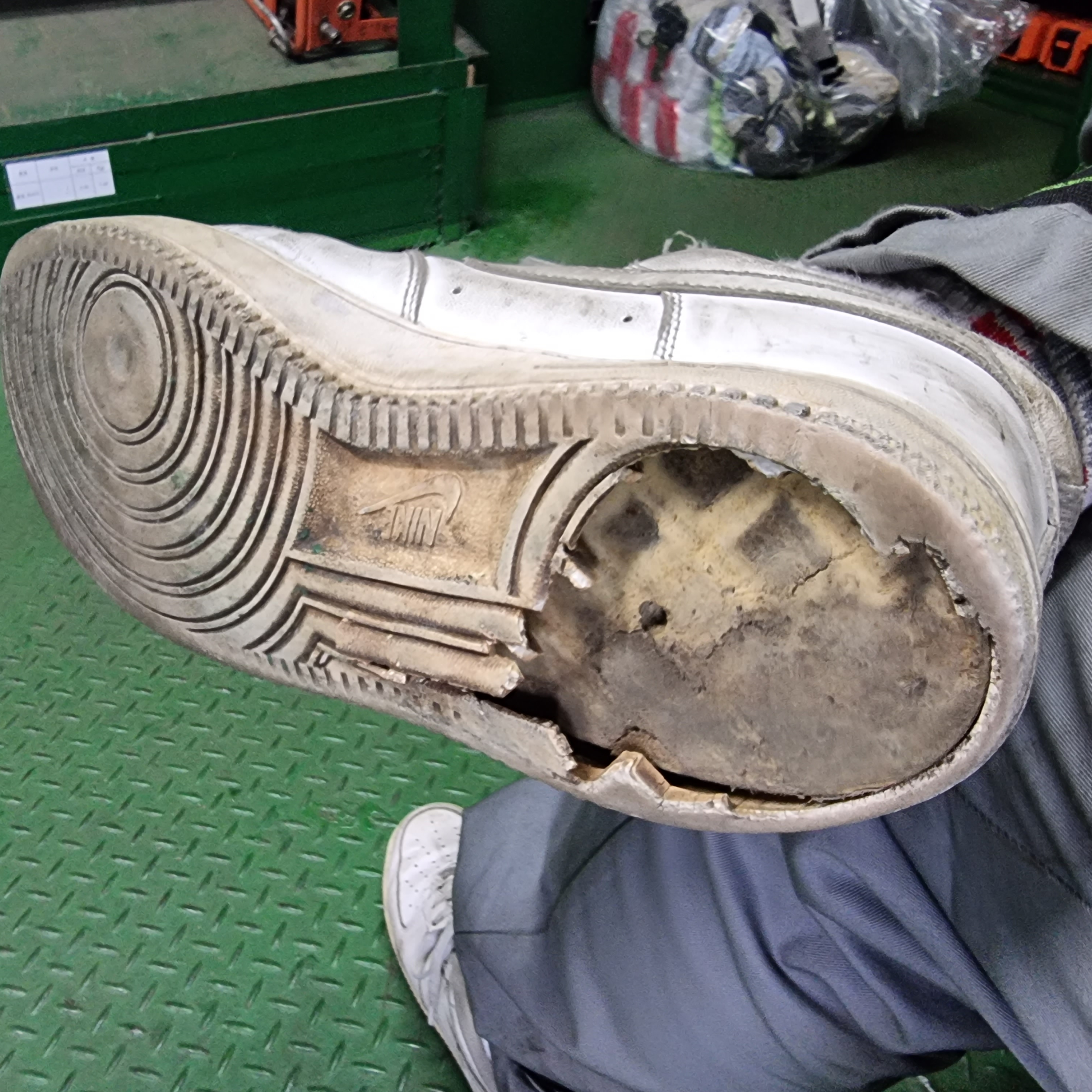 Nike Air Force 1 '07 Low White 착용 스타일