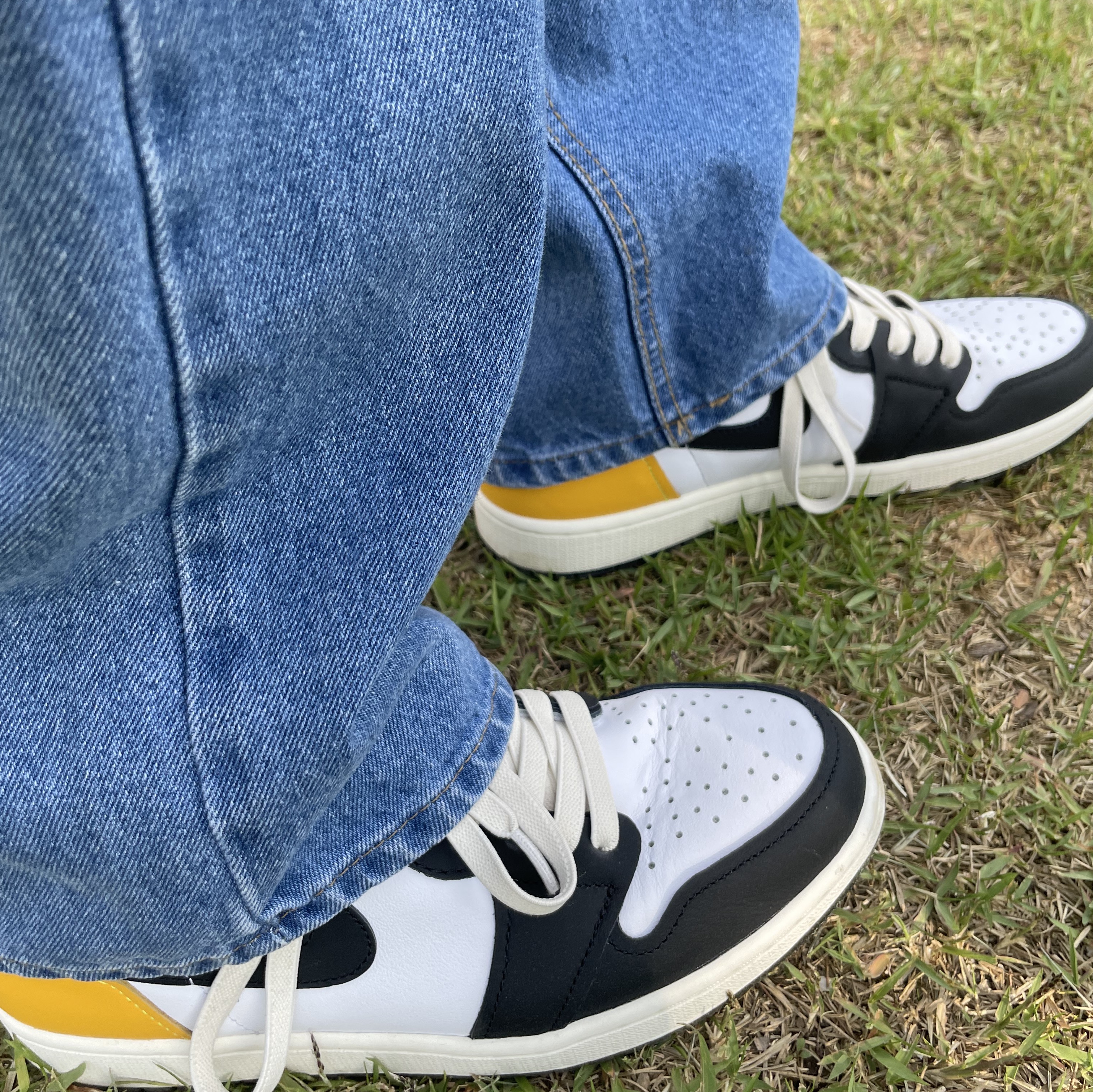 Jordan 1 Retro High OG Volt Gold 착용 스타일