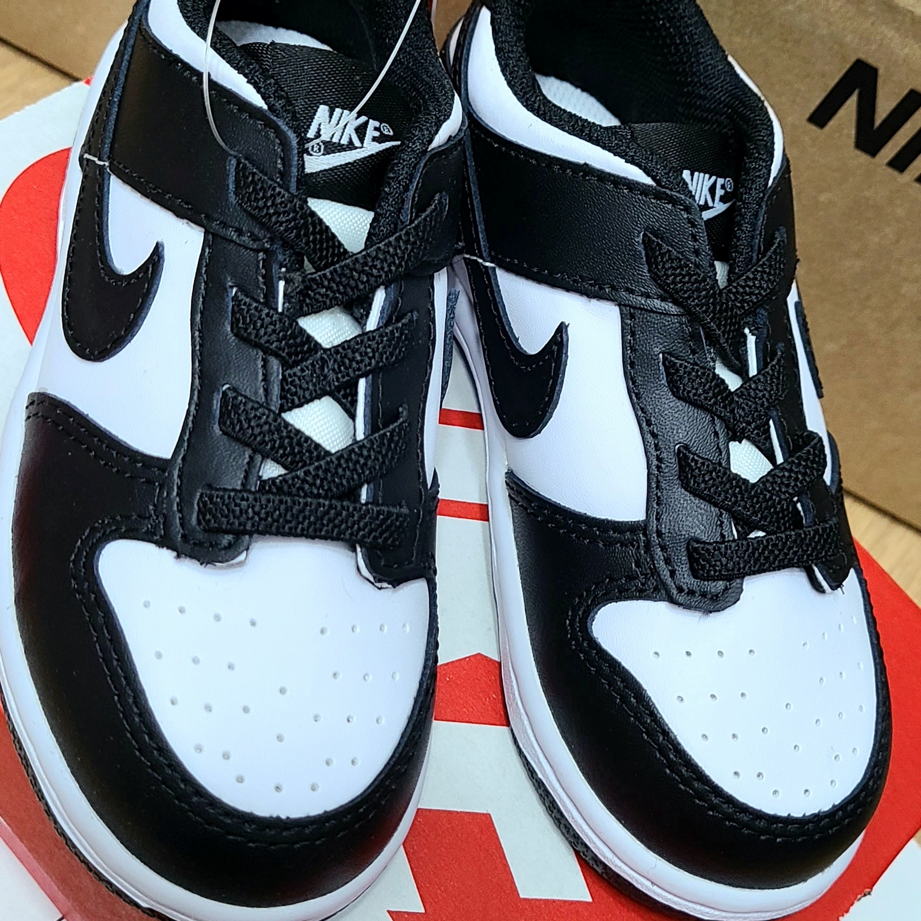 (TD) Nike Dunk Low Black 착용 스타일