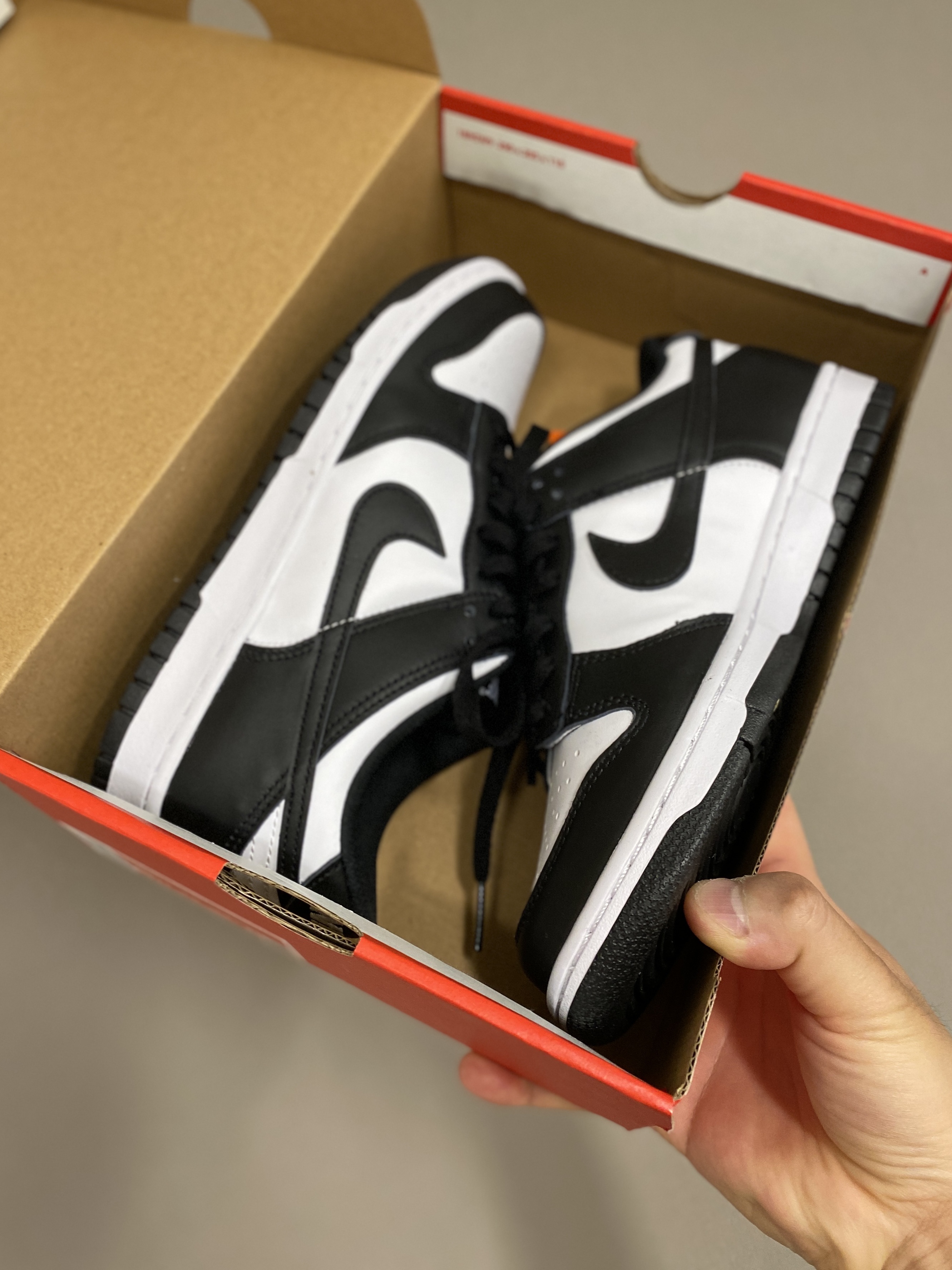 (GS) Nike Dunk Low Black 착용 스타일 - 4