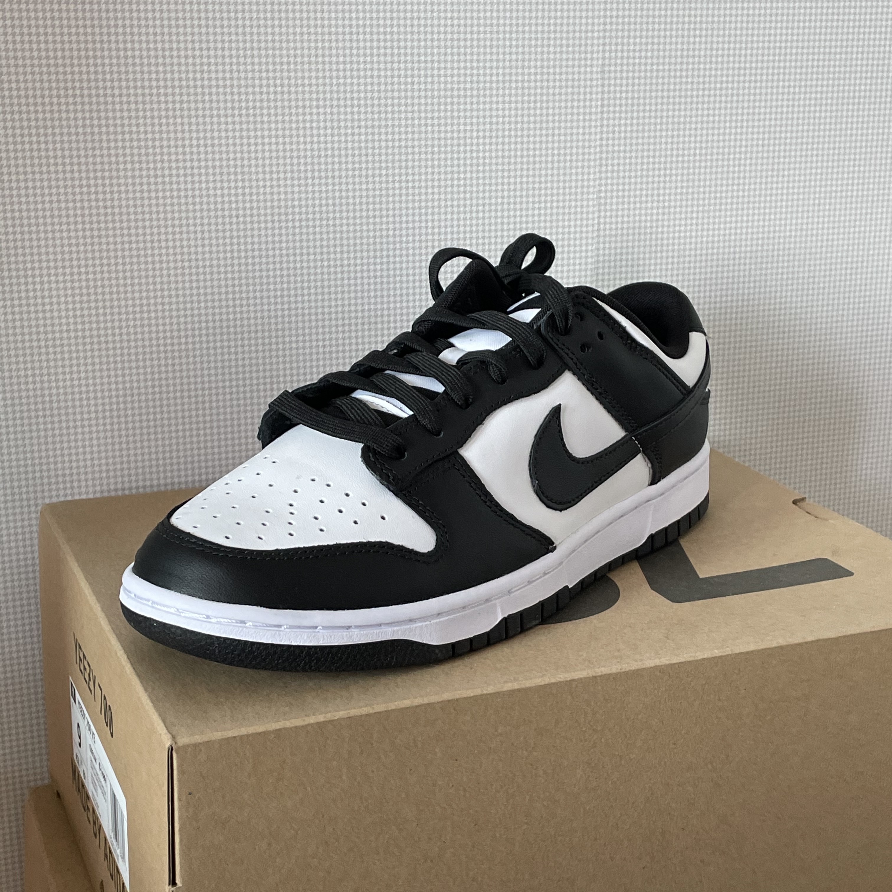Nike Dunk Low Retro Black 착용 스타일 - 3