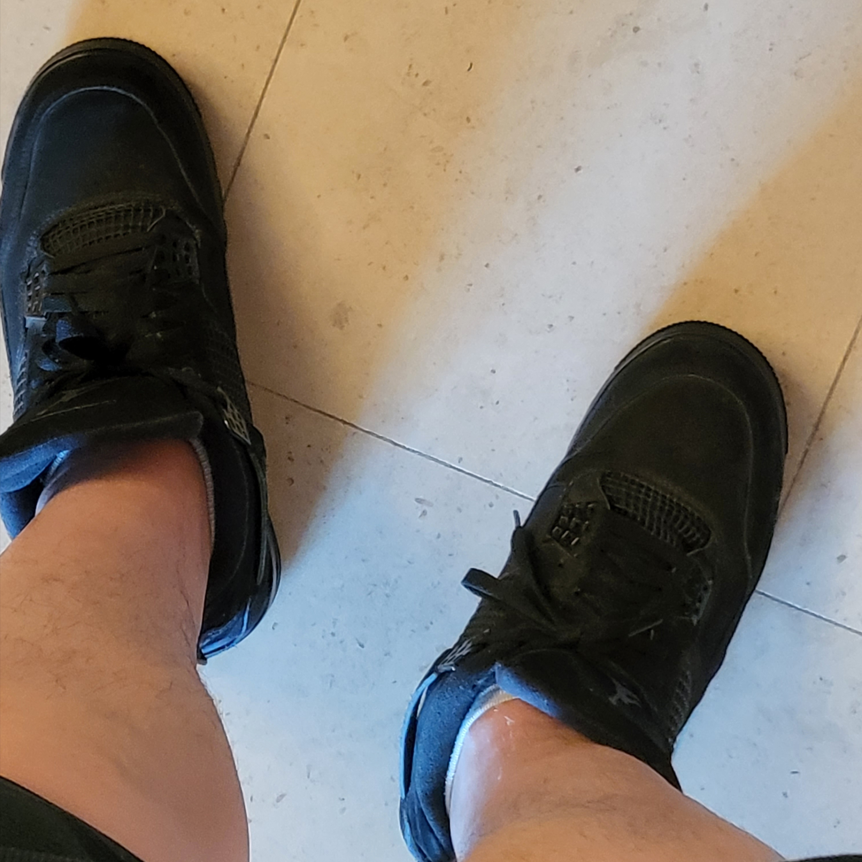 Jordan 4 Retro Black Cat 2020 착용 스타일