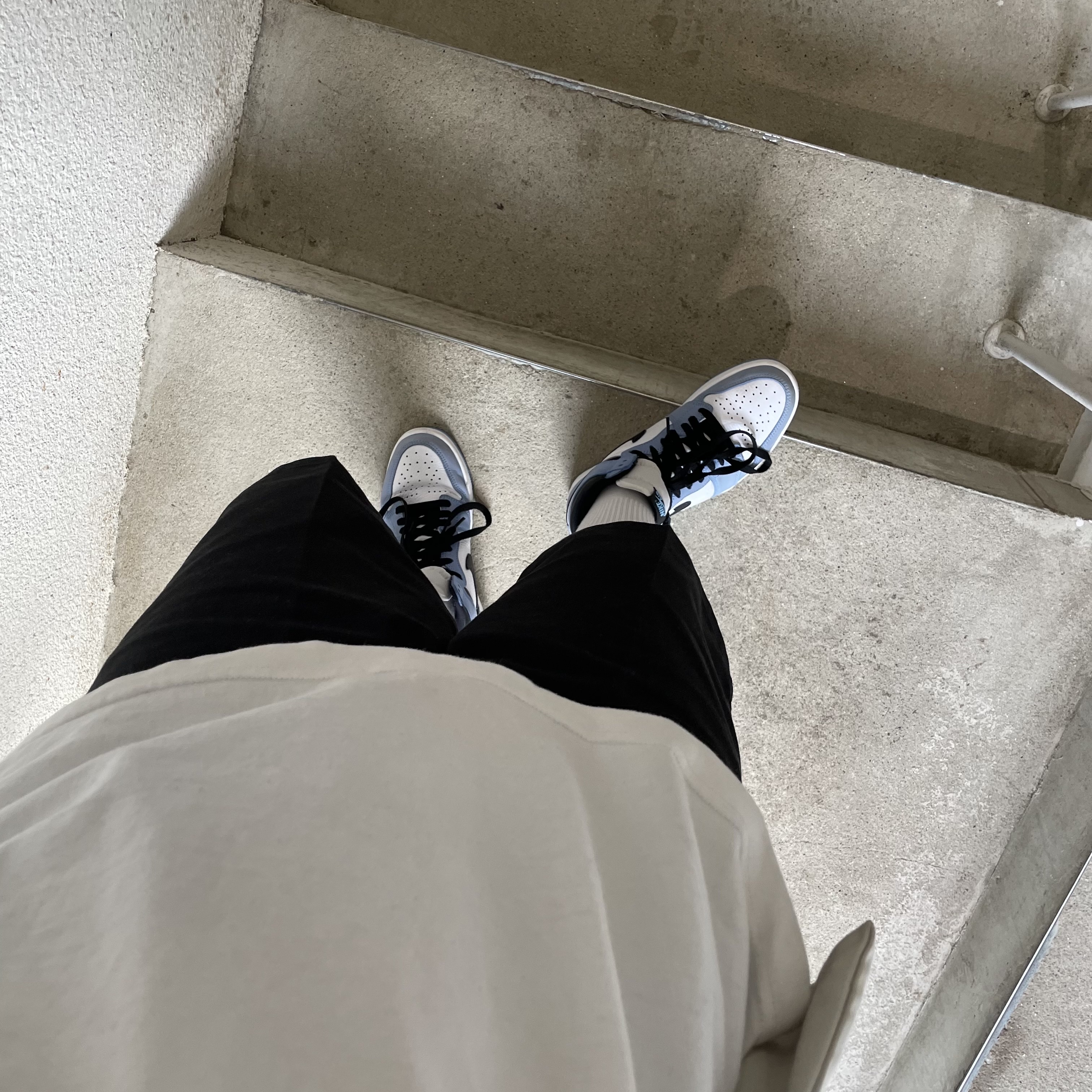 Jordan 1 Retro High OG University Blue 착용 스타일