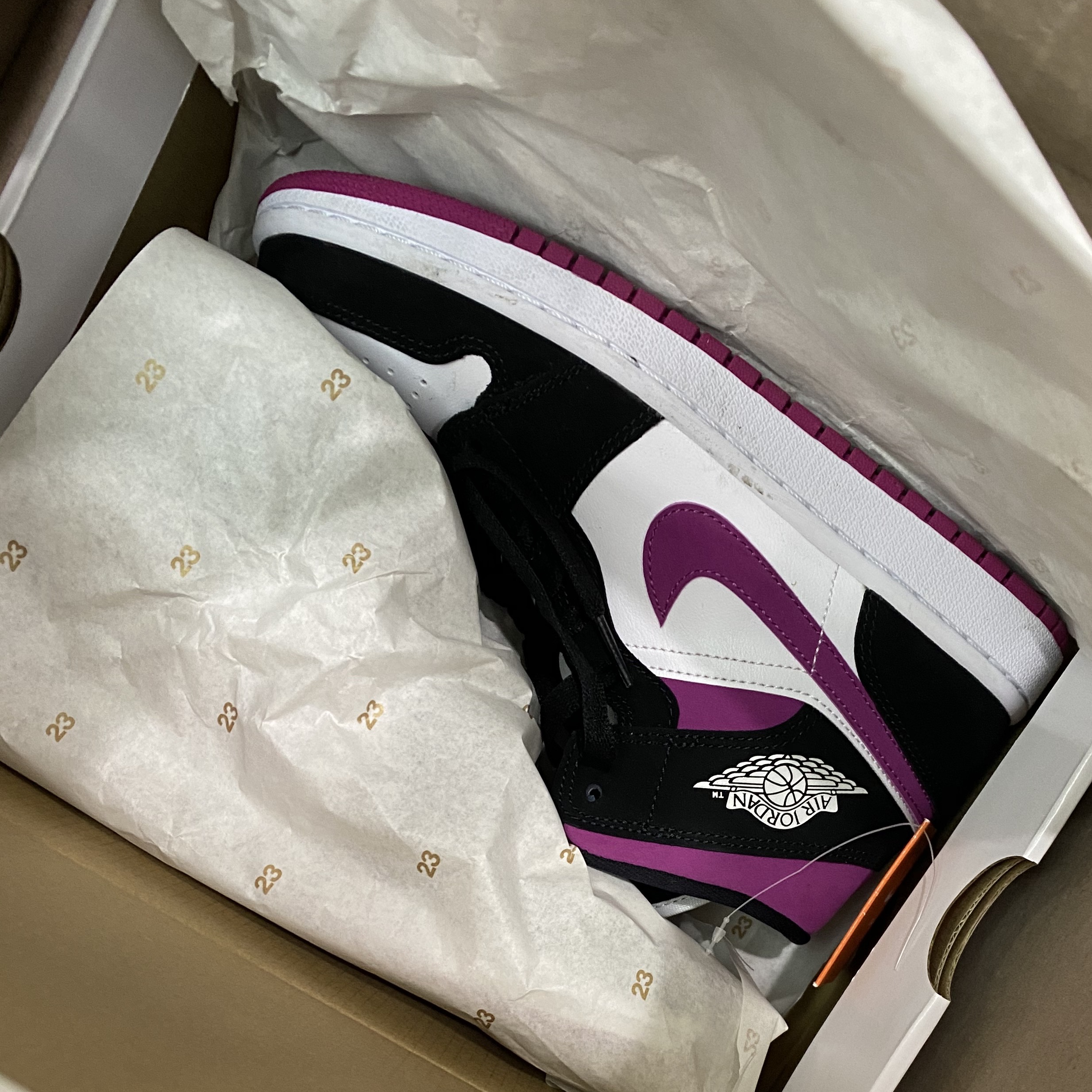 (W) Jordan 1 Mid Cactus Flower 착용 스타일