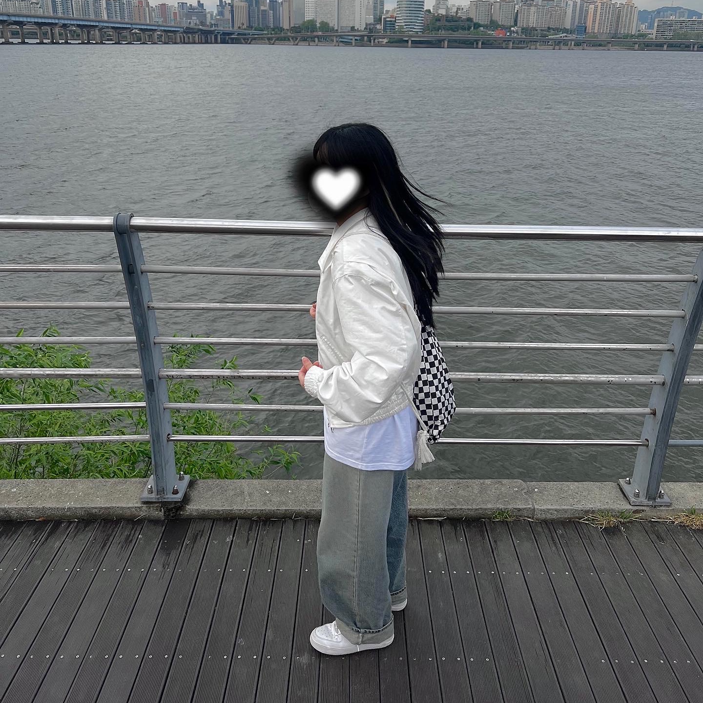 Nike Air Force 1 '07 Low White 착용 스타일 - 1