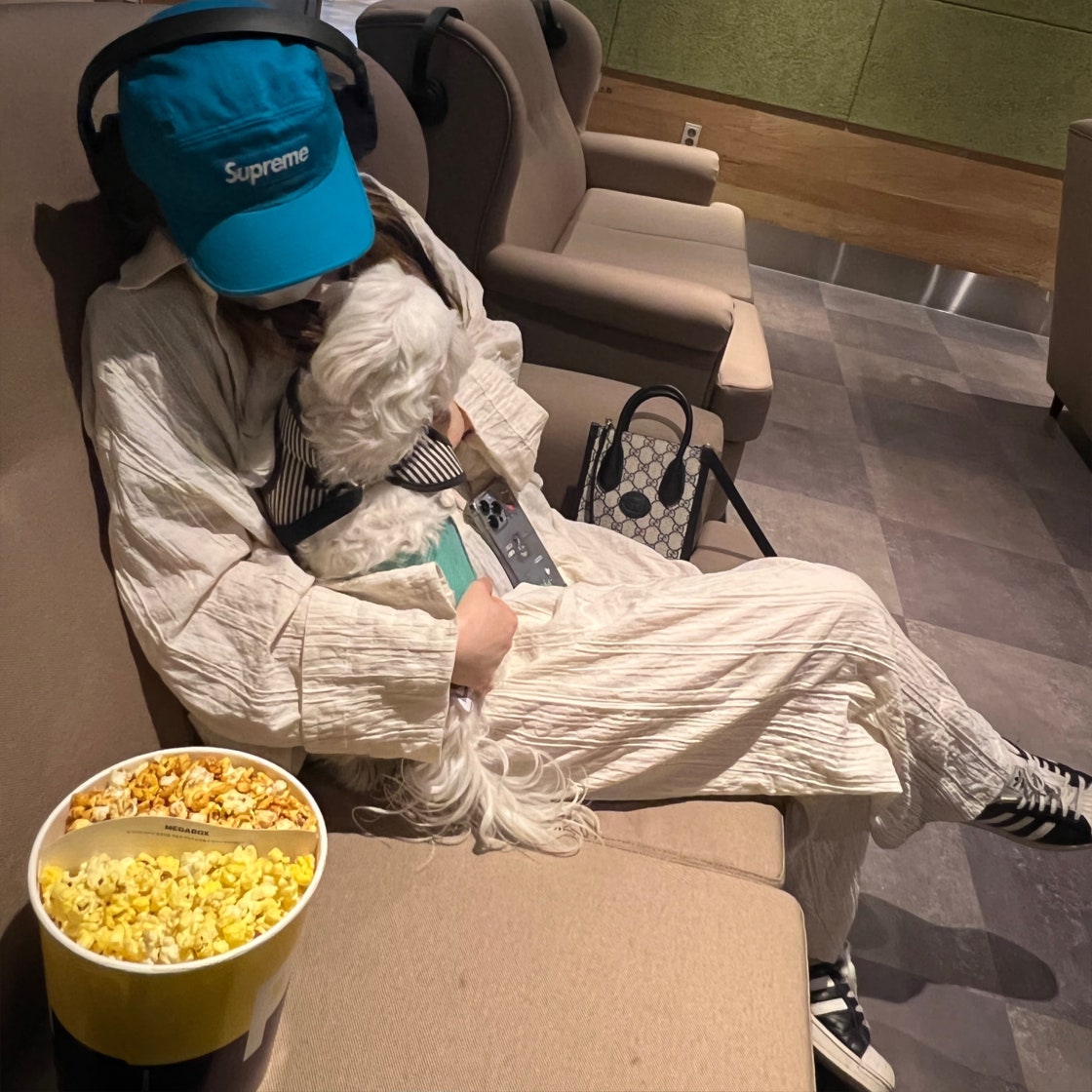 당근언니 (@9ll220) 님의 게시물 | KREAM