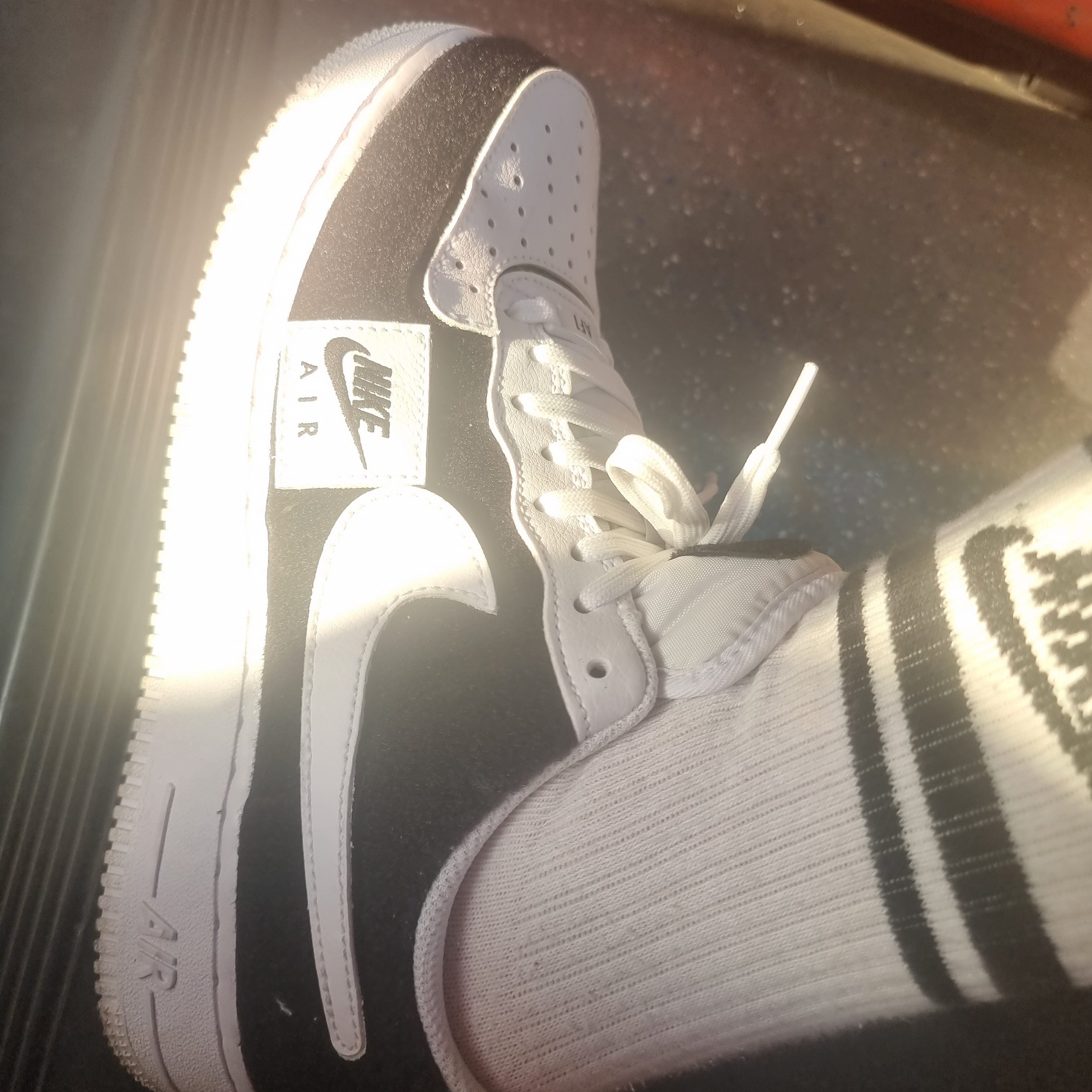 Nike Air Force 1/1 Cosmic Clay 착용 스타일