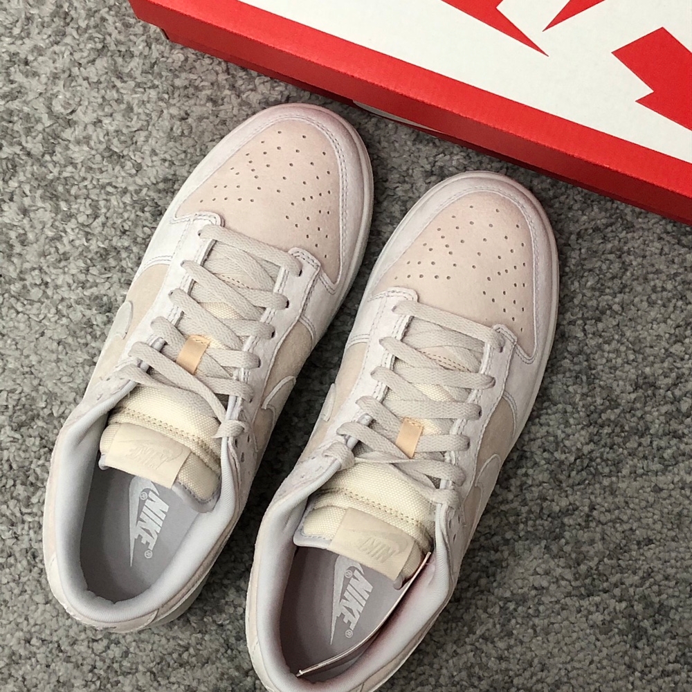 Nike Dunk Low Retro PRM Vast Grey 착용 스타일 - 4
