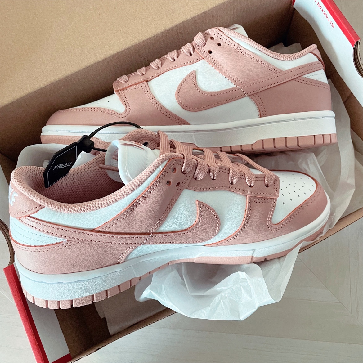 (W) Nike Dunk Low Rose Whisper 착용 스타일 - 1