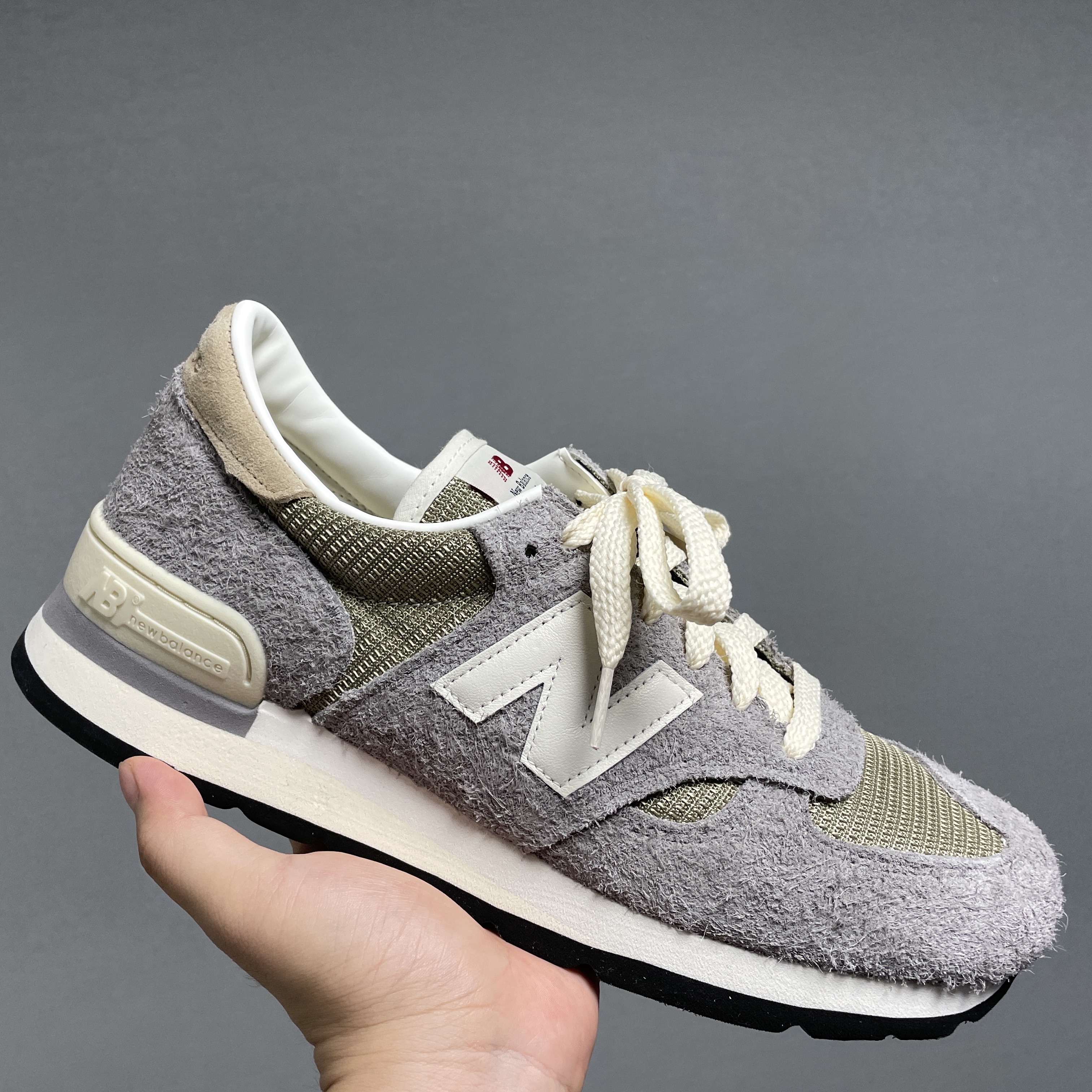 New Balance 990v1 Made in USA Marblehead Incense 착용 스타일