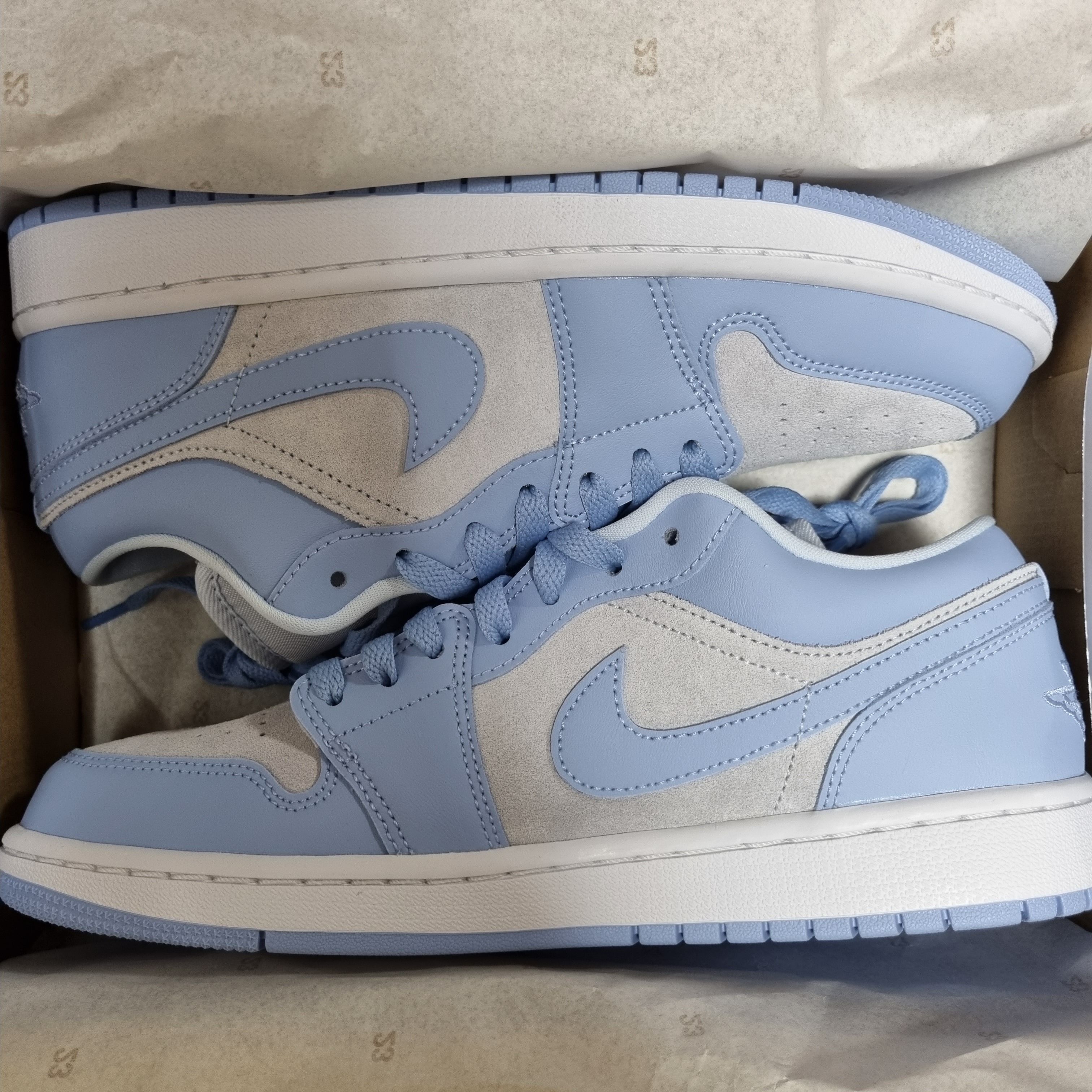 (W) Jordan 1 Low Aluminum 착용 스타일
