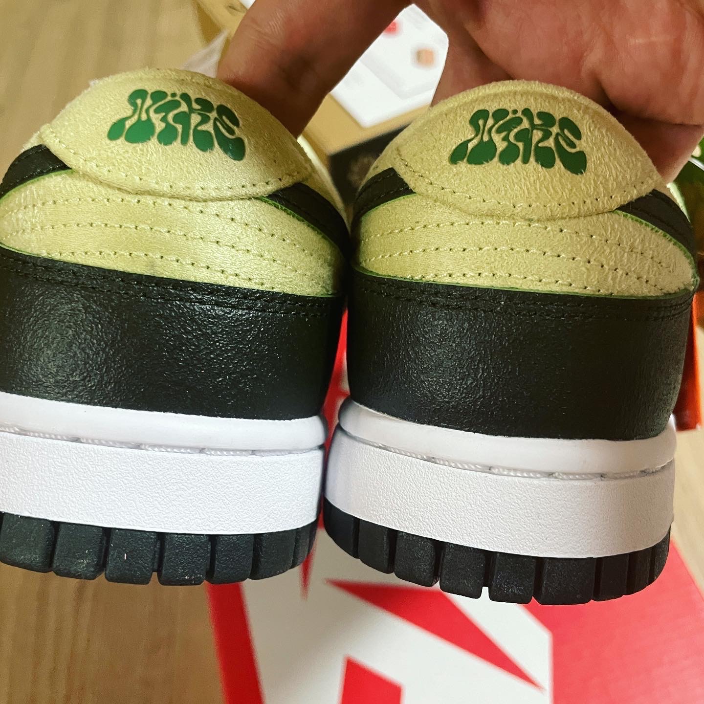 (W) Nike Dunk Low LX Avocado 착용 스타일 - 4