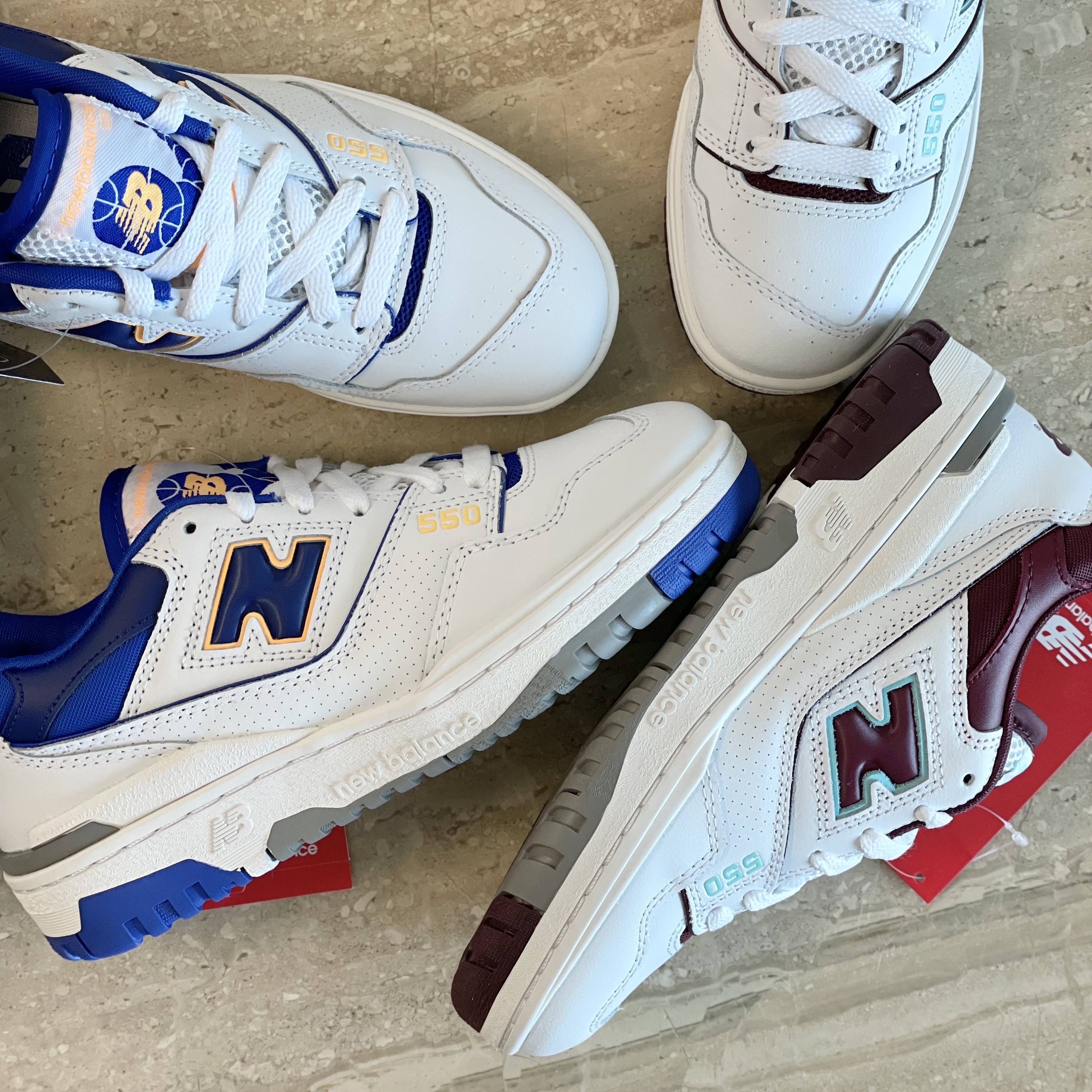 New Balance 550 White Infinity Blue - 2E Wide, New Balance 550 Burgundy Cyan - 2E Wide 착용 스타일