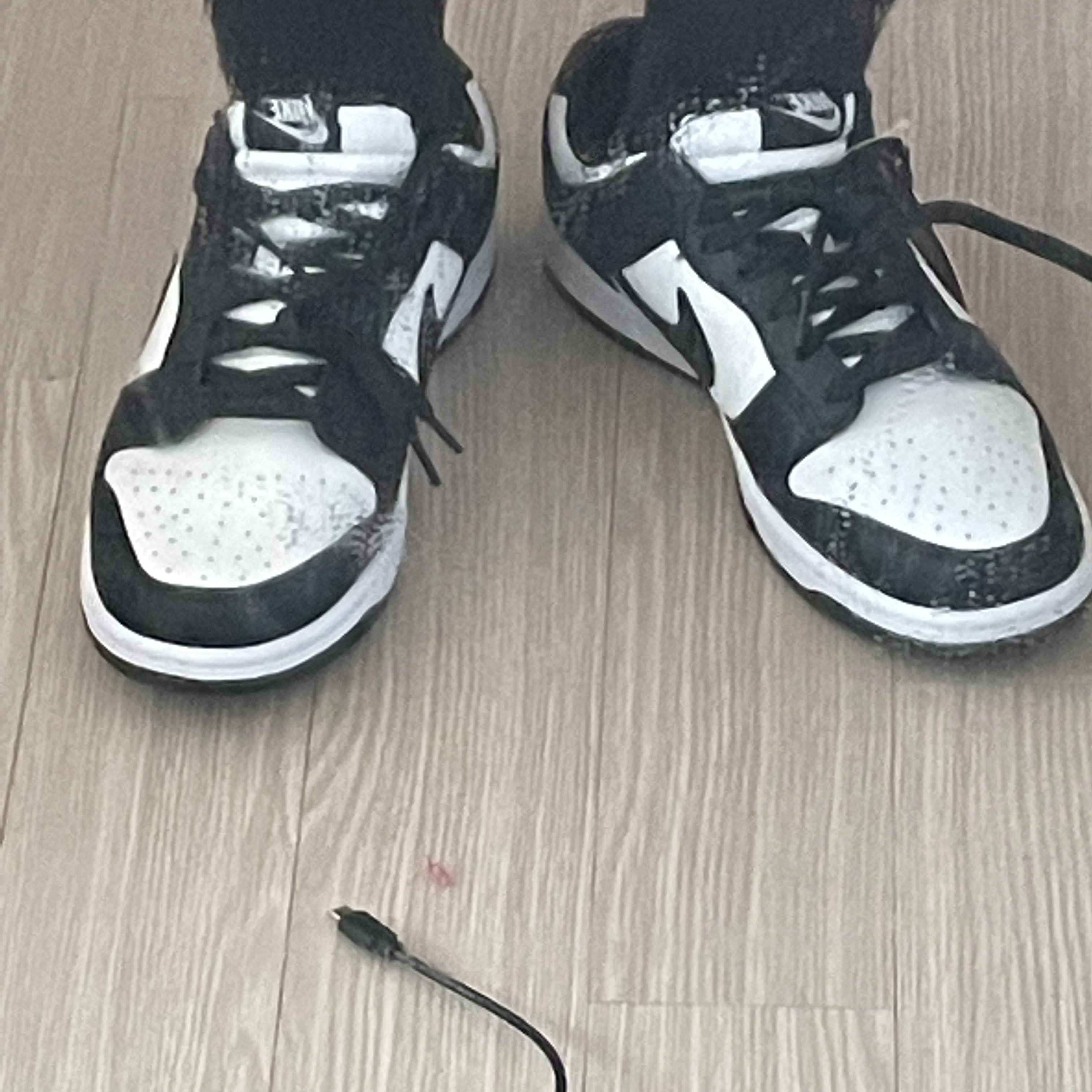 Nike Dunk Low Retro Black 착용 스타일 - 1