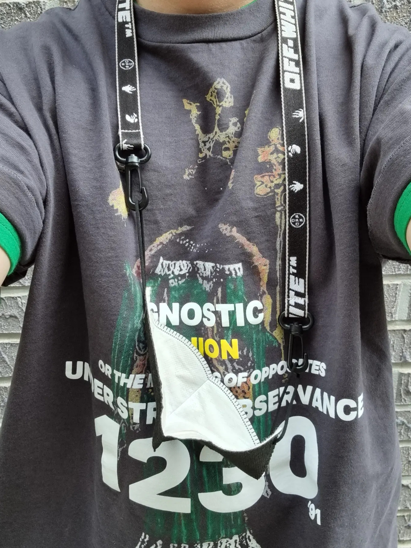 Off-White x Amore Pacific Protection Box (Without Cosmetics), Nike x Off-White Blazer Low '77 Black and Electro Green 착용 스타일 - 3