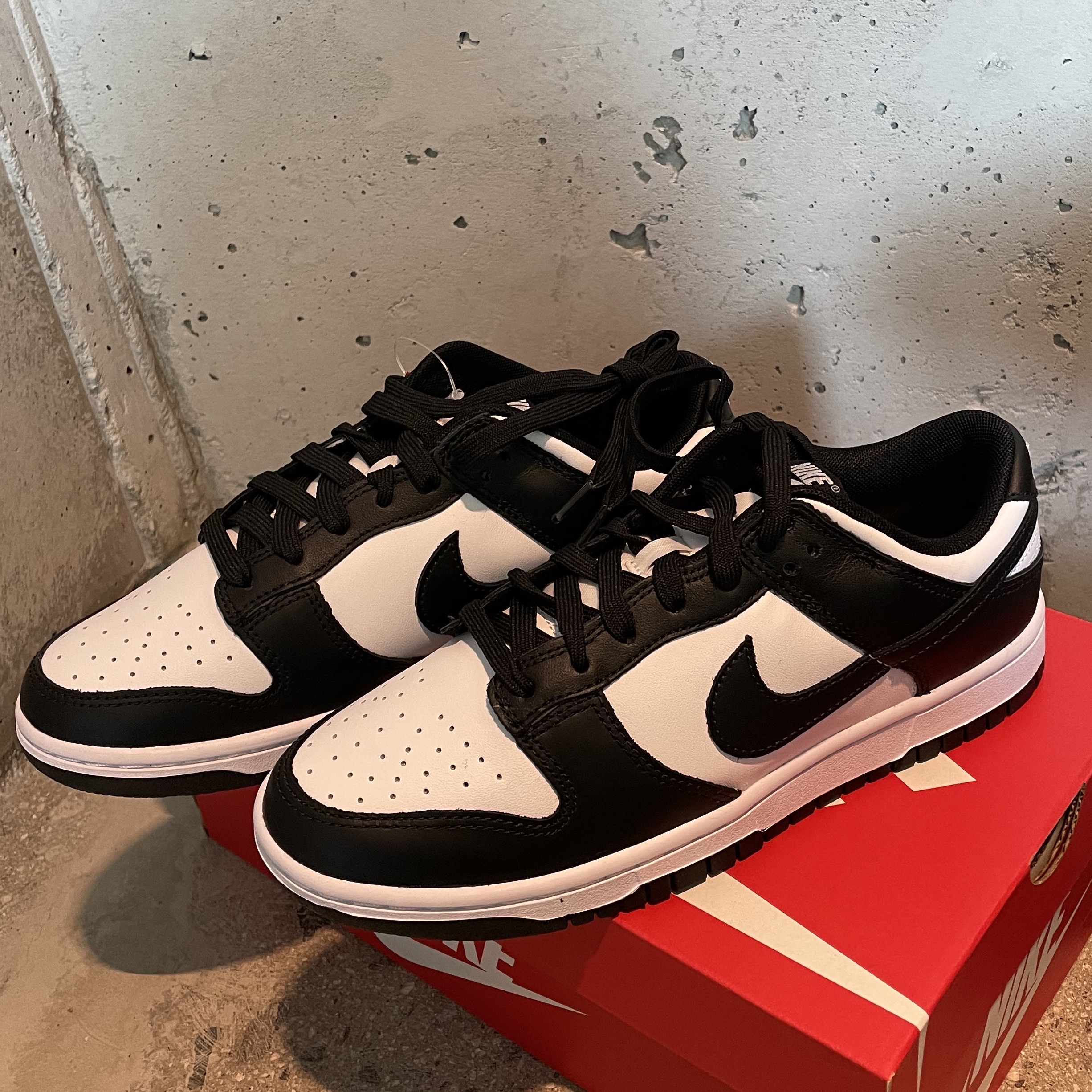 Nike Dunk Low Retro Black 착용 스타일