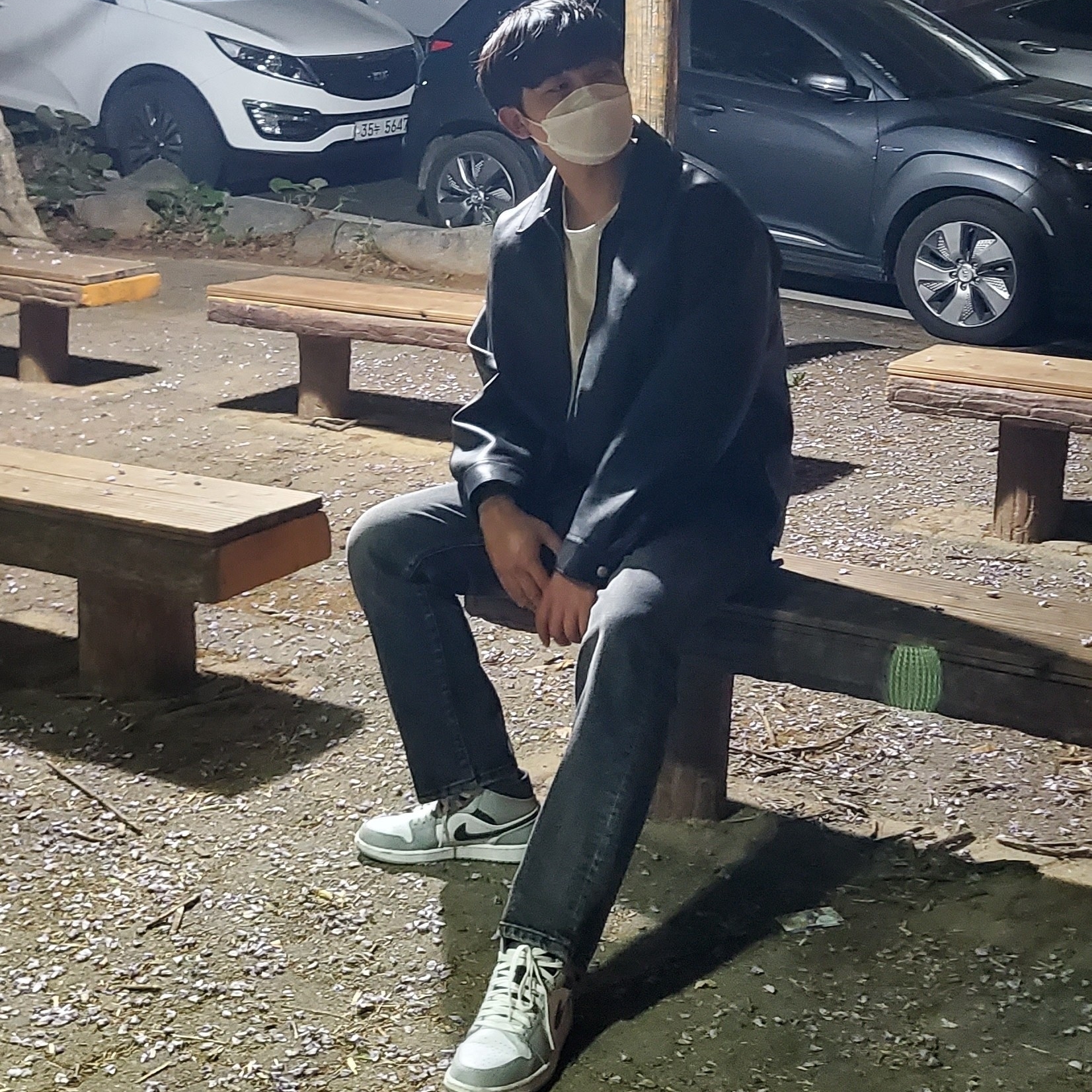 Jordan 1 Mid Light Smoke Grey Anthracite 착용 스타일