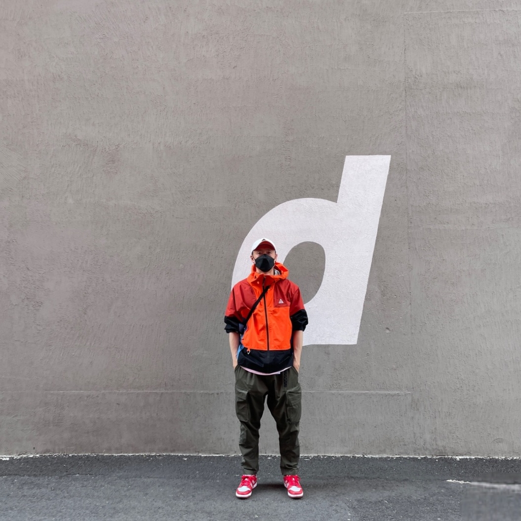 Nike ACG Storm-Fit ADV Chain of Craters Jacket Orange Black Blue - Asia, Nike ACG Cargo Pants Cargo Khaki - US/EU 착용 스타일
