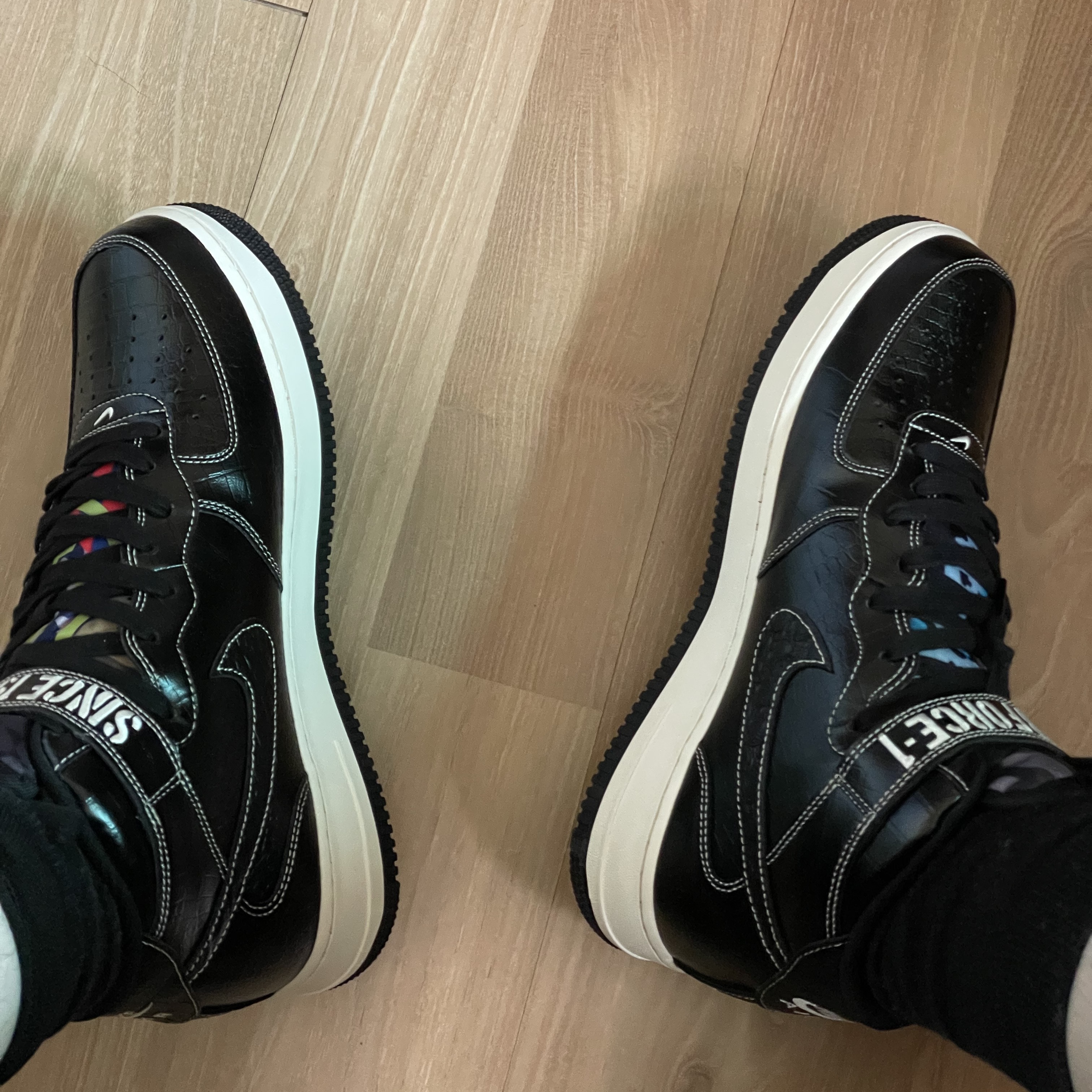 Nike Air Force 1 Mid '07 LX Our Force 1 착용 스타일 - 2