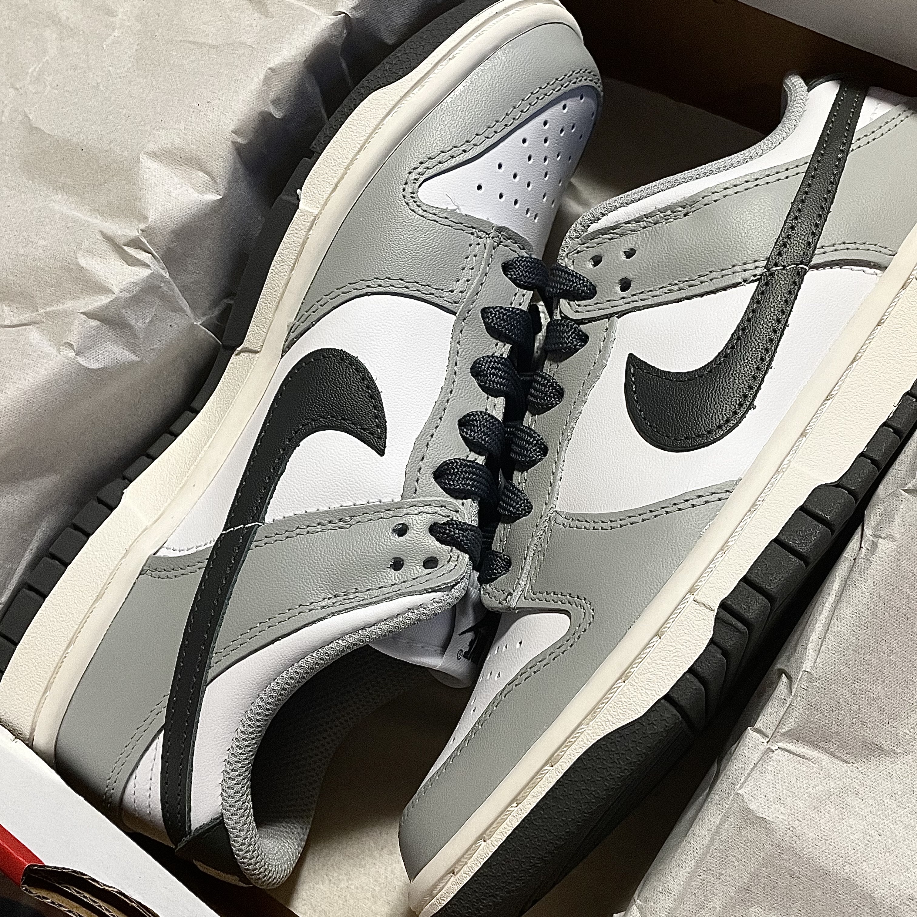 (W) Nike Dunk Low Light Smoke Grey 착용 스타일