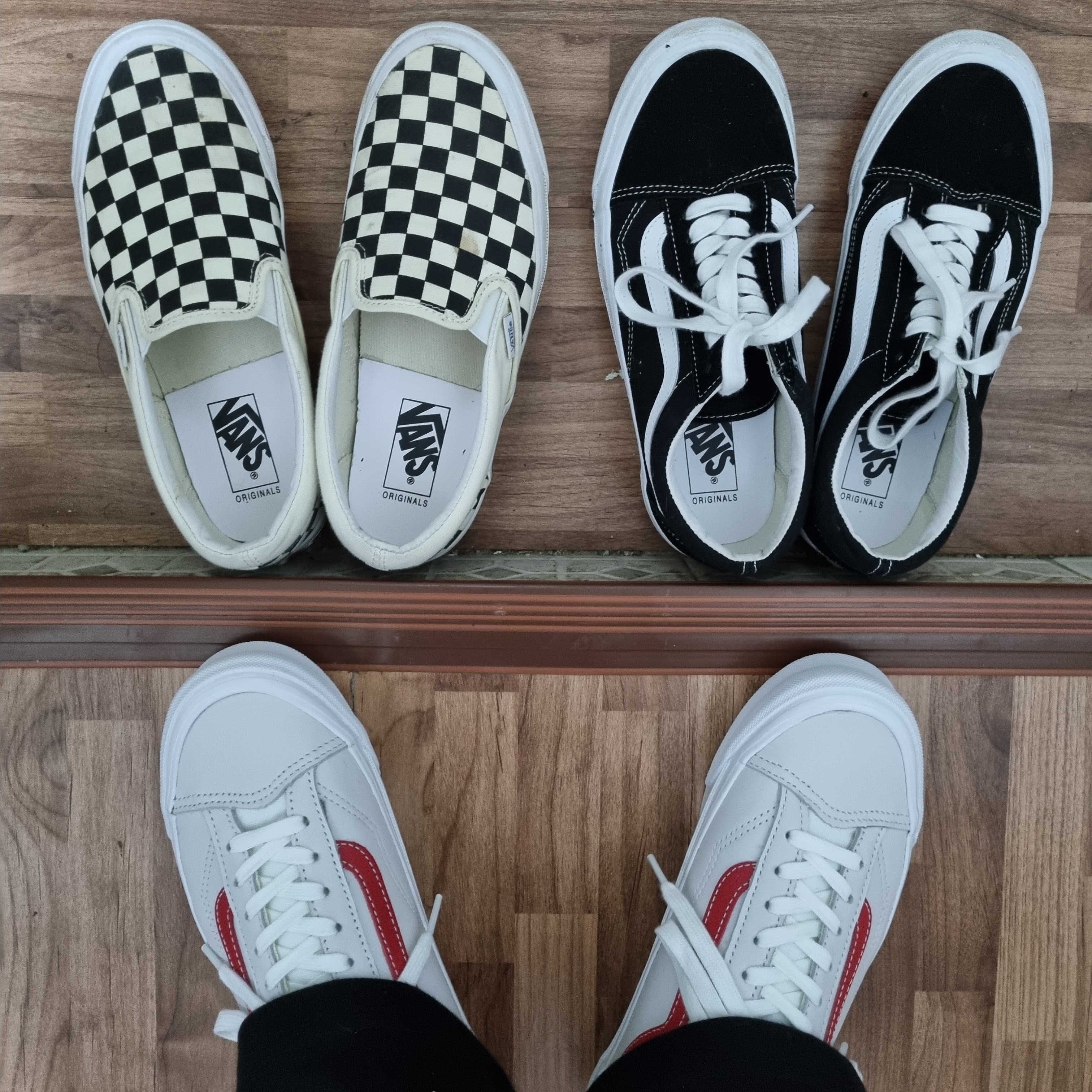 Vans Vault OG Style 36 LX Red, Vans Vault OG Classic Slip-On Checkerboard 착용 스타일