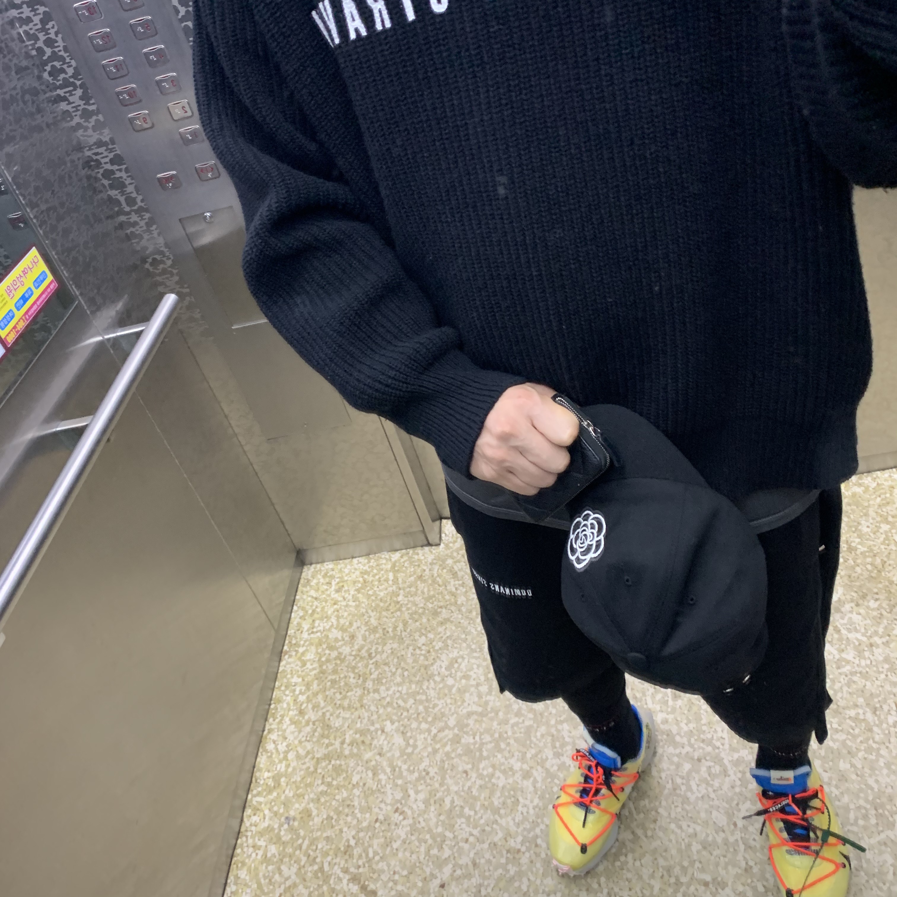 (W) Nike x Off-White Vapor Street Tour Yellow 착용 스타일