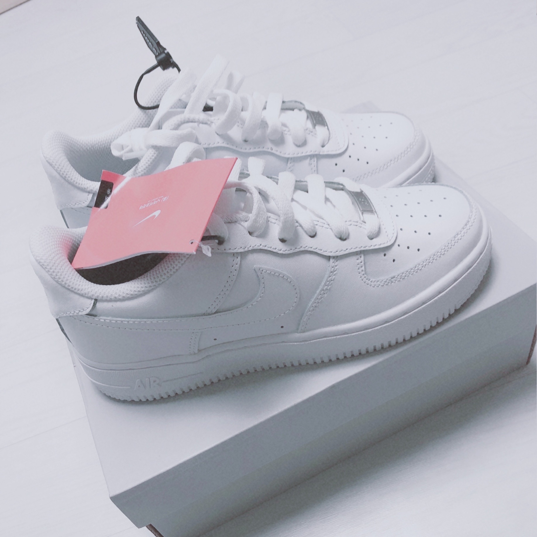(GS) Nike Air Force 1 LE White 착용 스타일