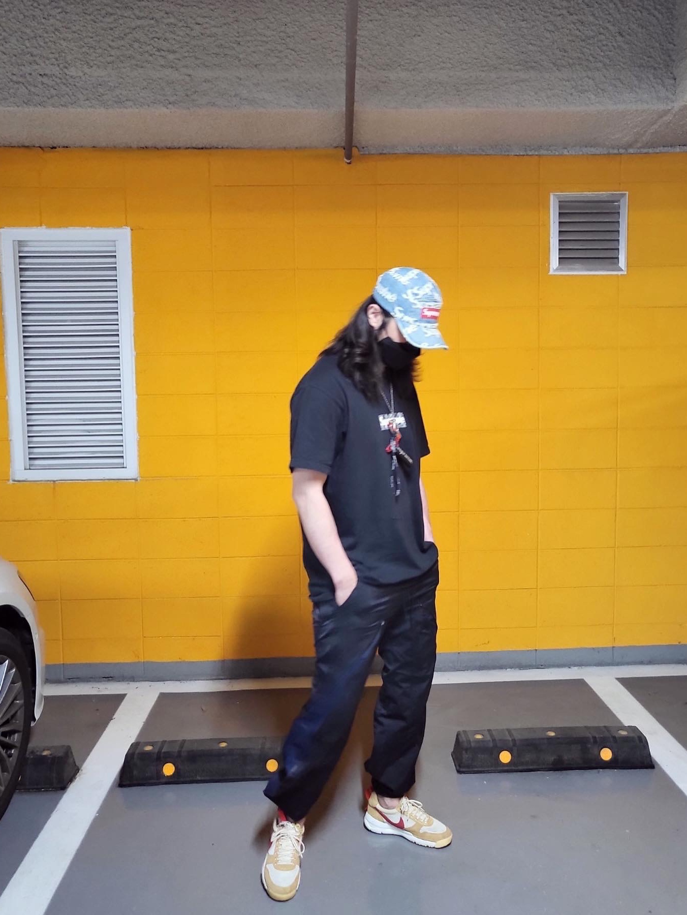 Supreme Bandana Box Logo T-Shirt Black - 19FW, Supreme Frayed Logos Denim Camp Cap Blue - 21SS 착용 스타일 - 5