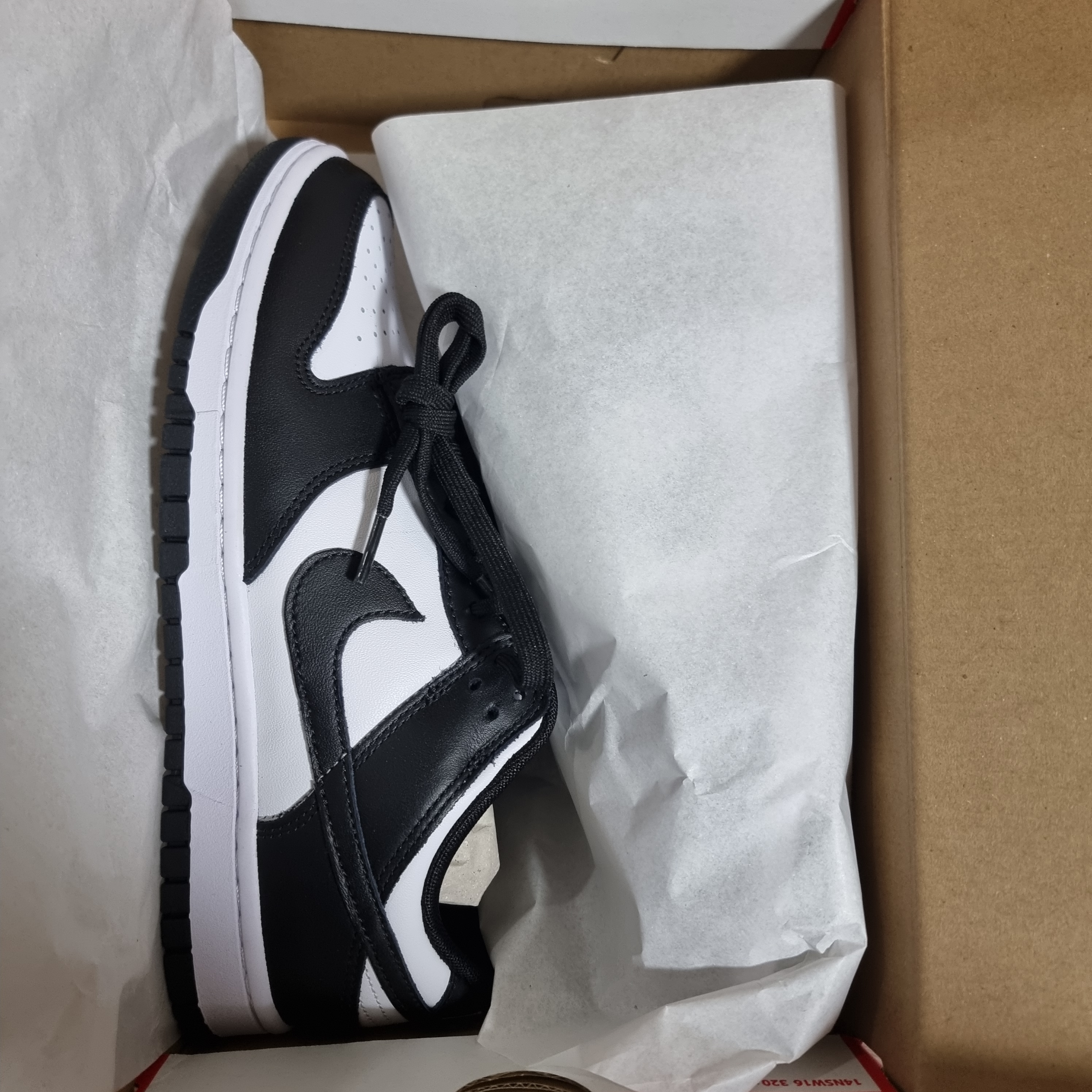 Nike Dunk Low Retro Black 착용 스타일 - 5