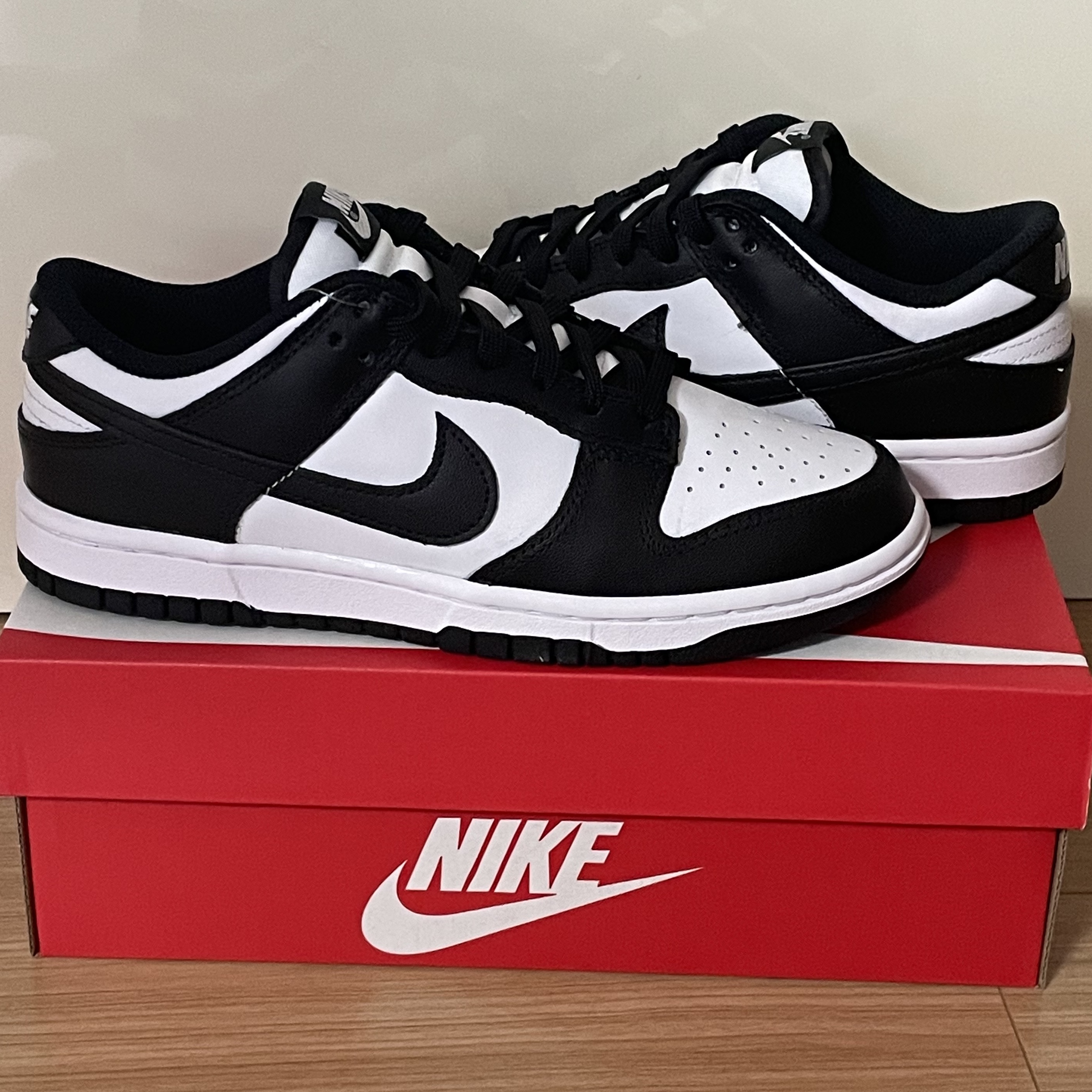(W) Nike Dunk Low Black 착용 스타일
